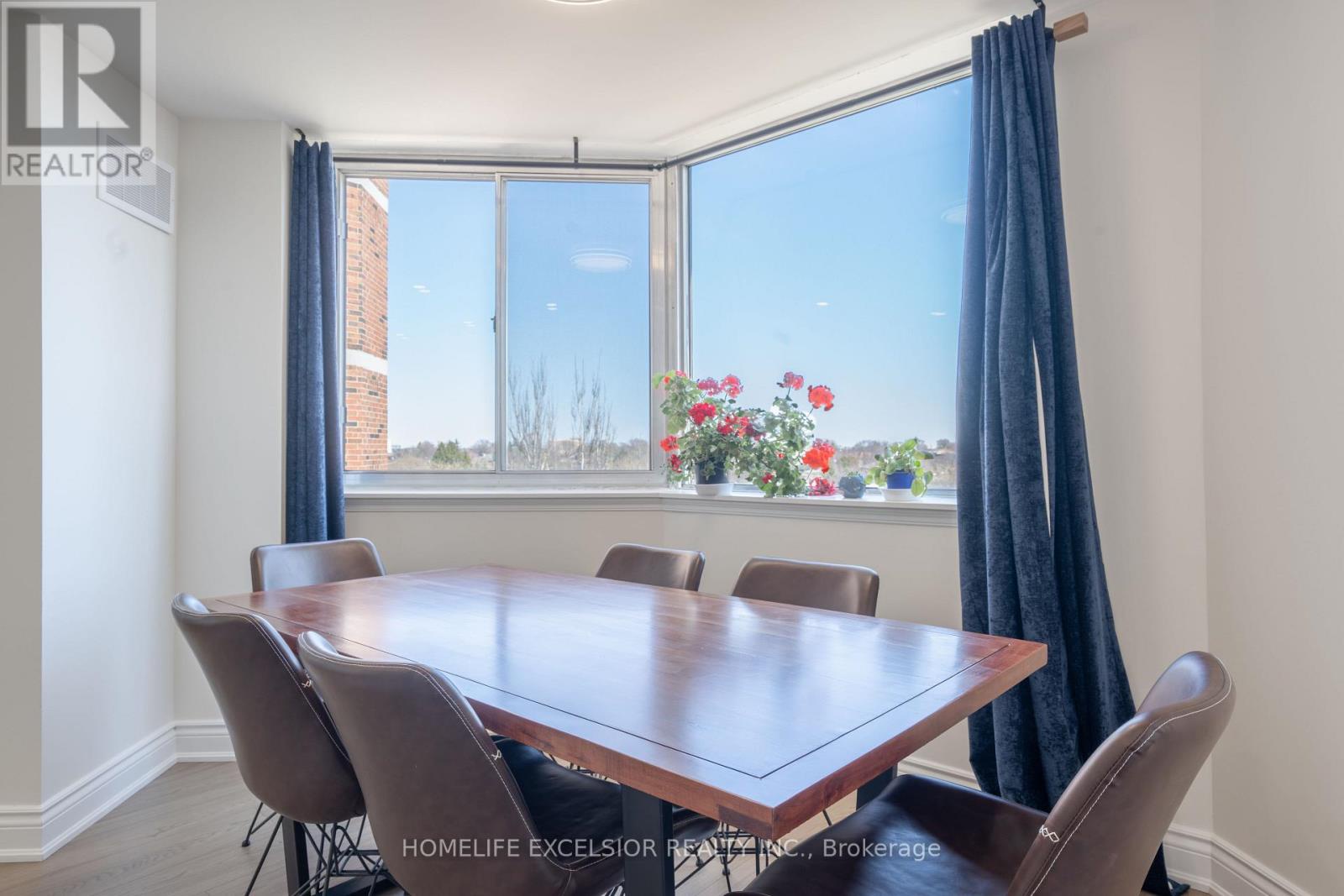 612 - 236 Albion Road, Toronto (elms-old Rexdale), Ontario
