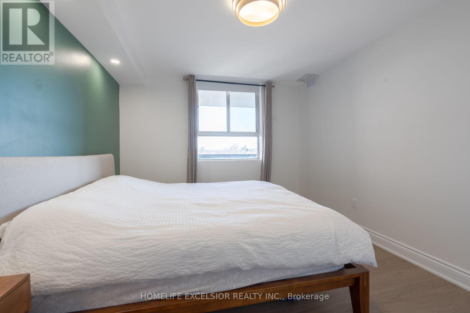 612 - 236 Albion Road, Toronto (elms-old Rexdale), Ontario