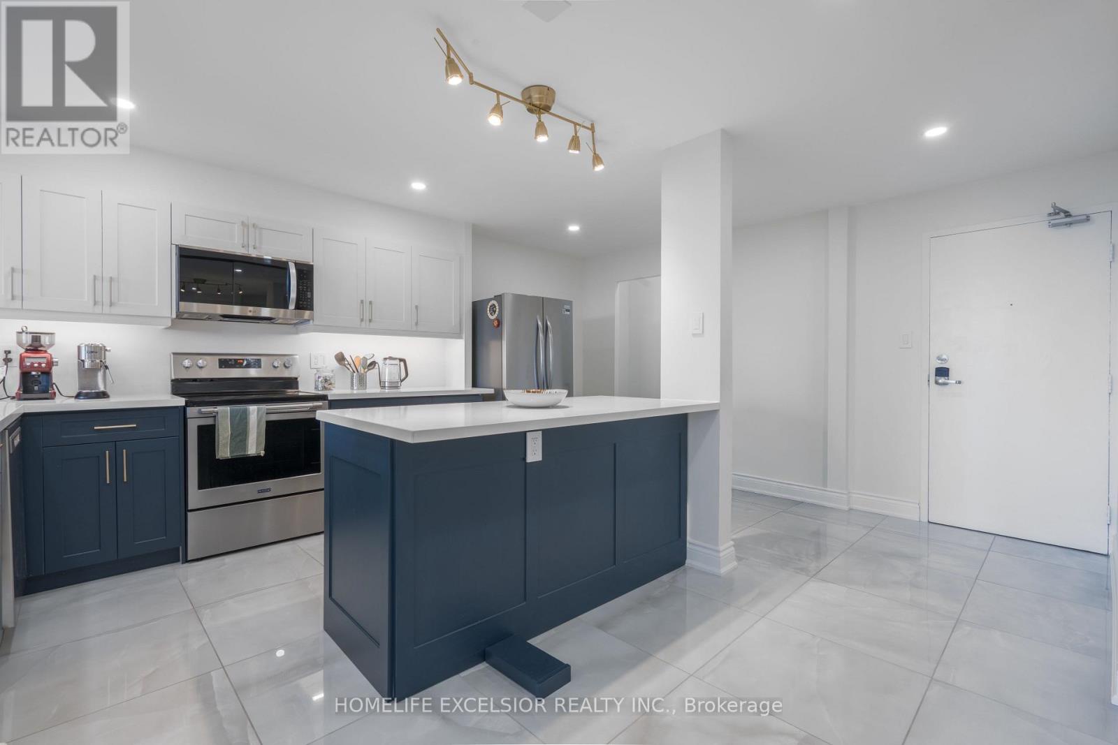 612 - 236 Albion Road, Toronto (elms-old Rexdale), Ontario