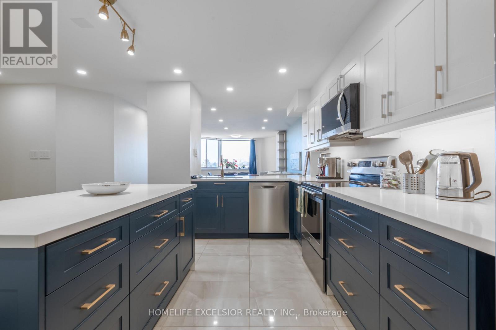 612 - 236 Albion Road, Toronto (elms-old Rexdale), Ontario