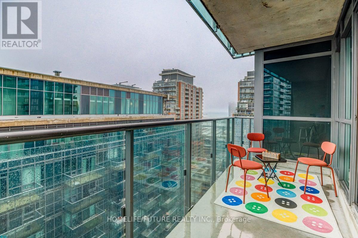 1605 - 150 East Liberty Street, Toronto (niagara), Ontario