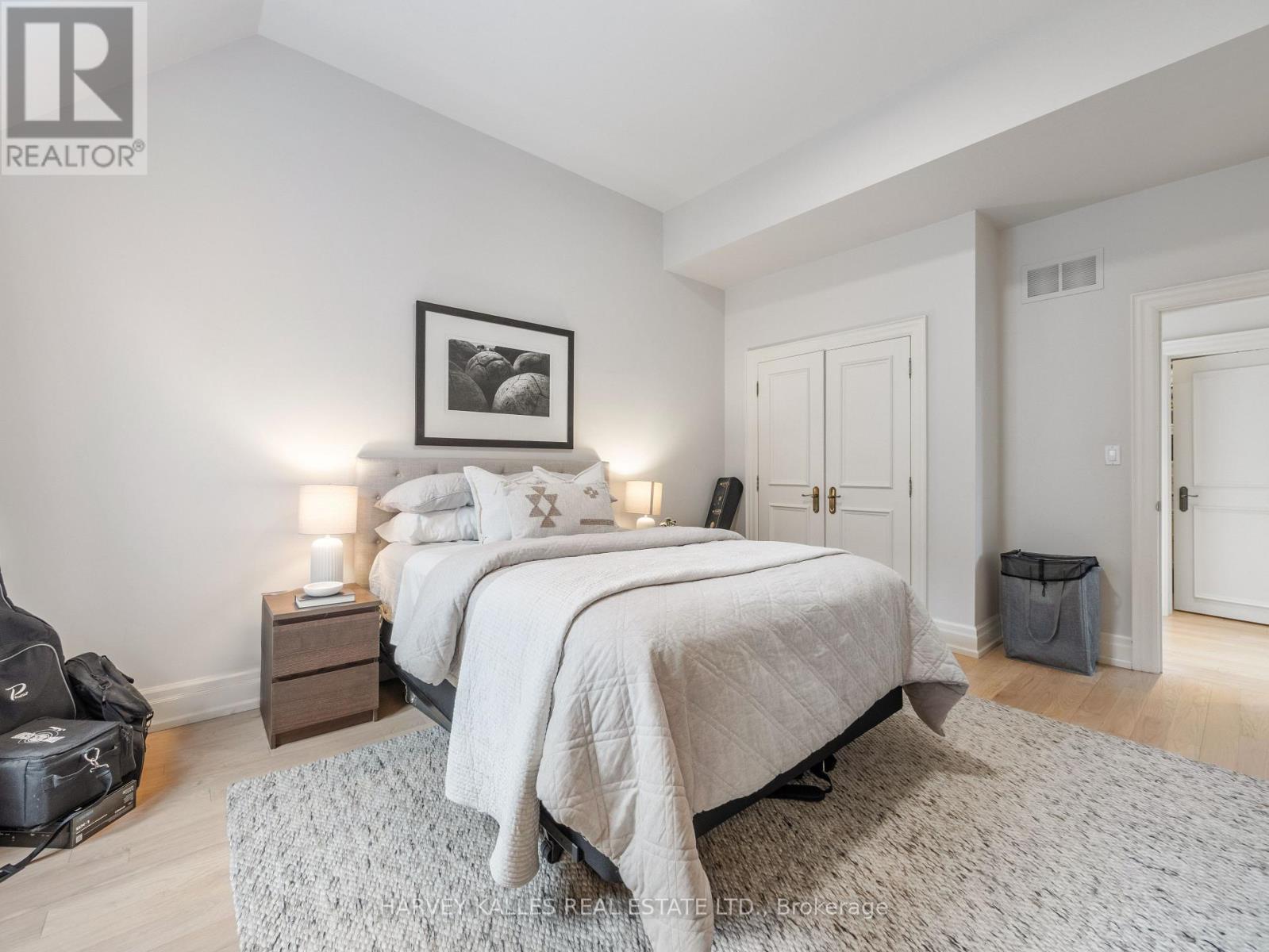 62 Glengowan Road, Toronto (lawrence Park South), Ontario