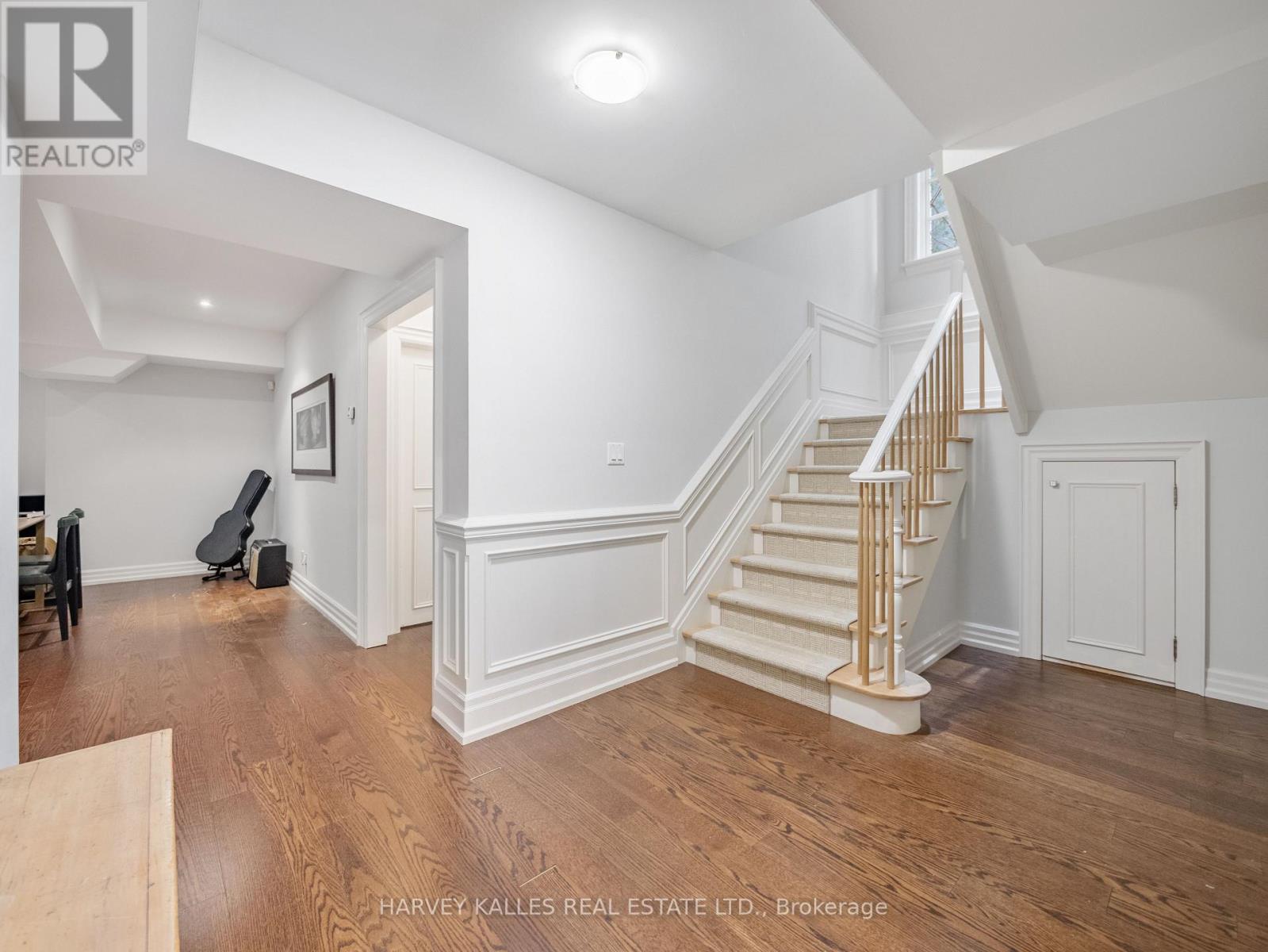 62 Glengowan Road, Toronto (lawrence Park South), Ontario
