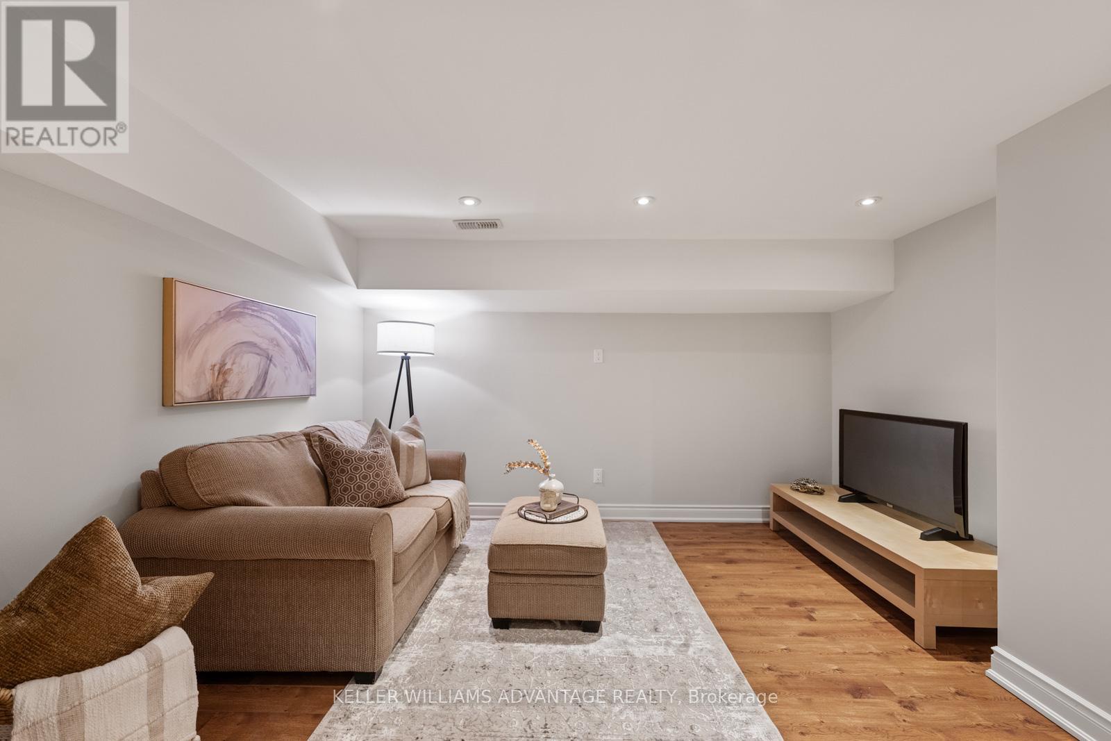 20 Birchmount Road, Toronto (birchcliffe-cliffside), Ontario