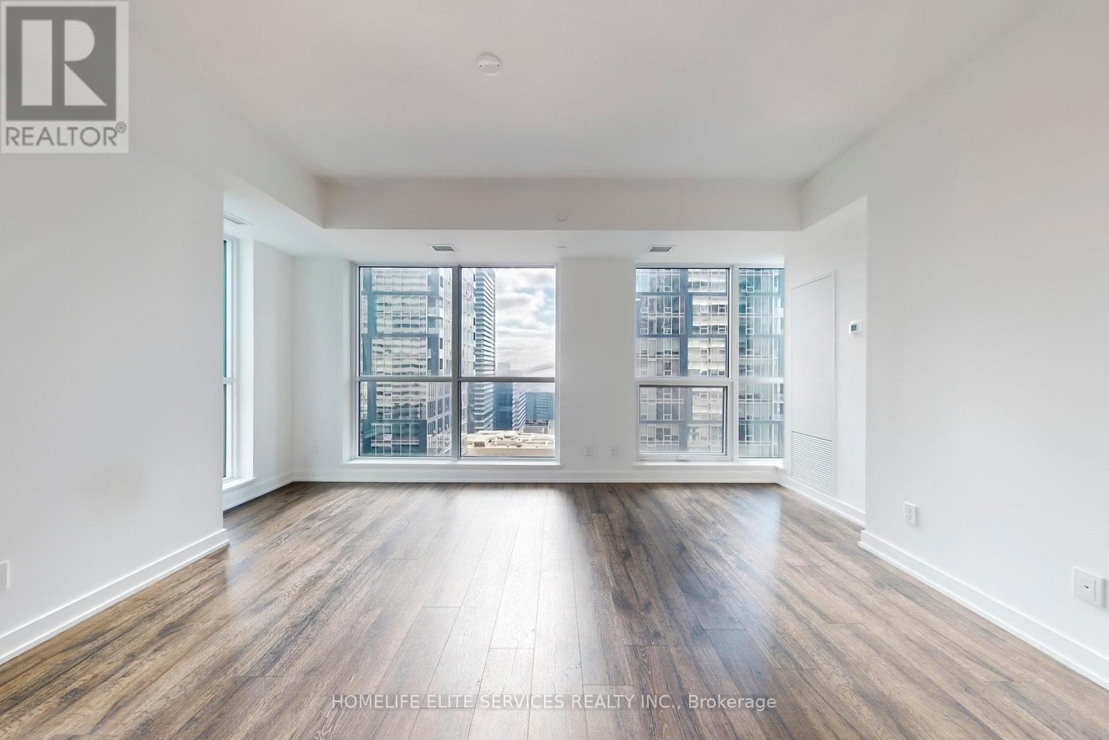 702 - 327 King Street W, Toronto (waterfront Communities), Ontario
