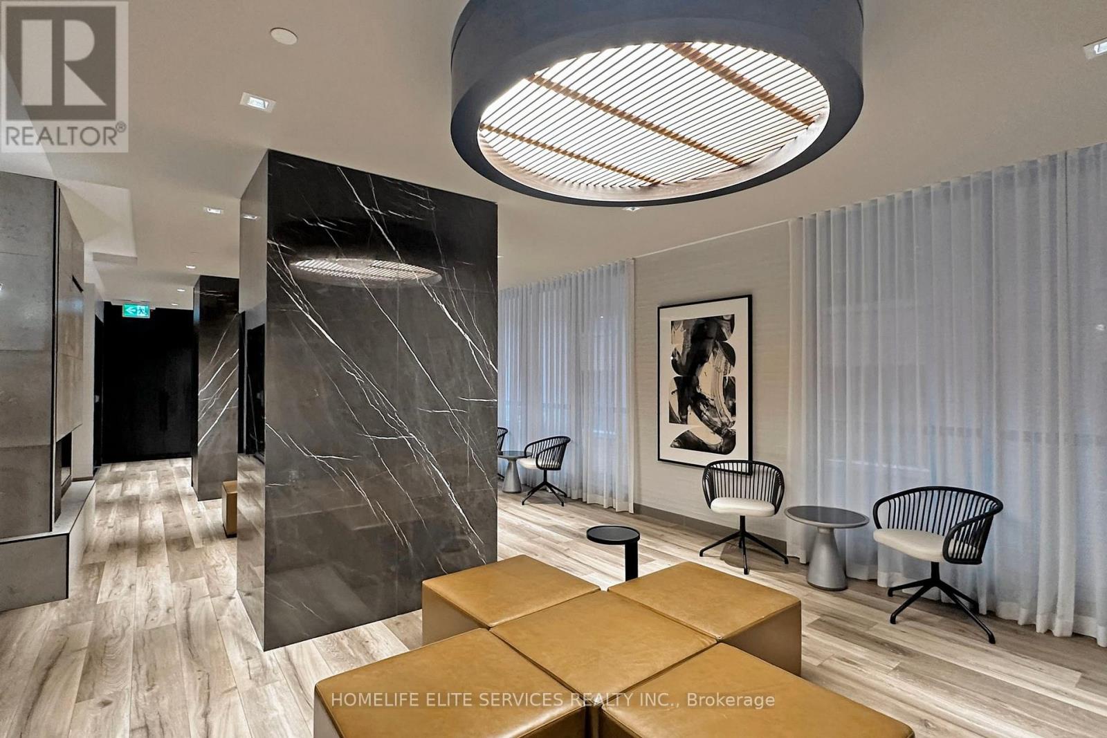 702 - 327 King Street W, Toronto (waterfront Communities), Ontario