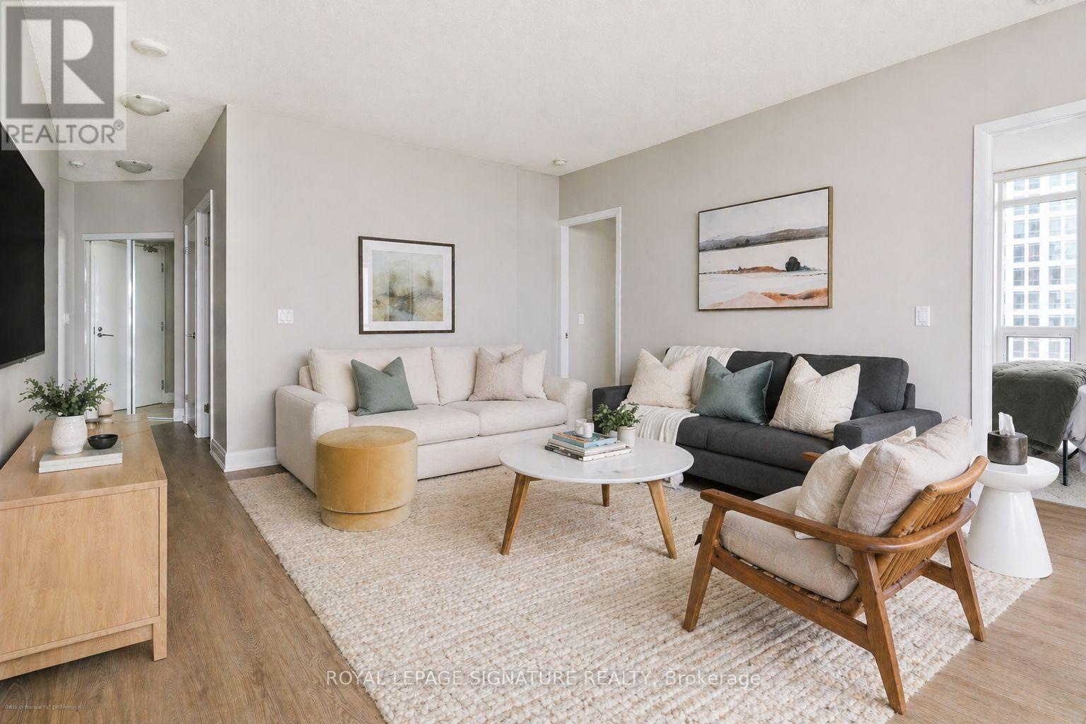 2104 - 215 Fort York Boulevard, Toronto (niagara), Ontario