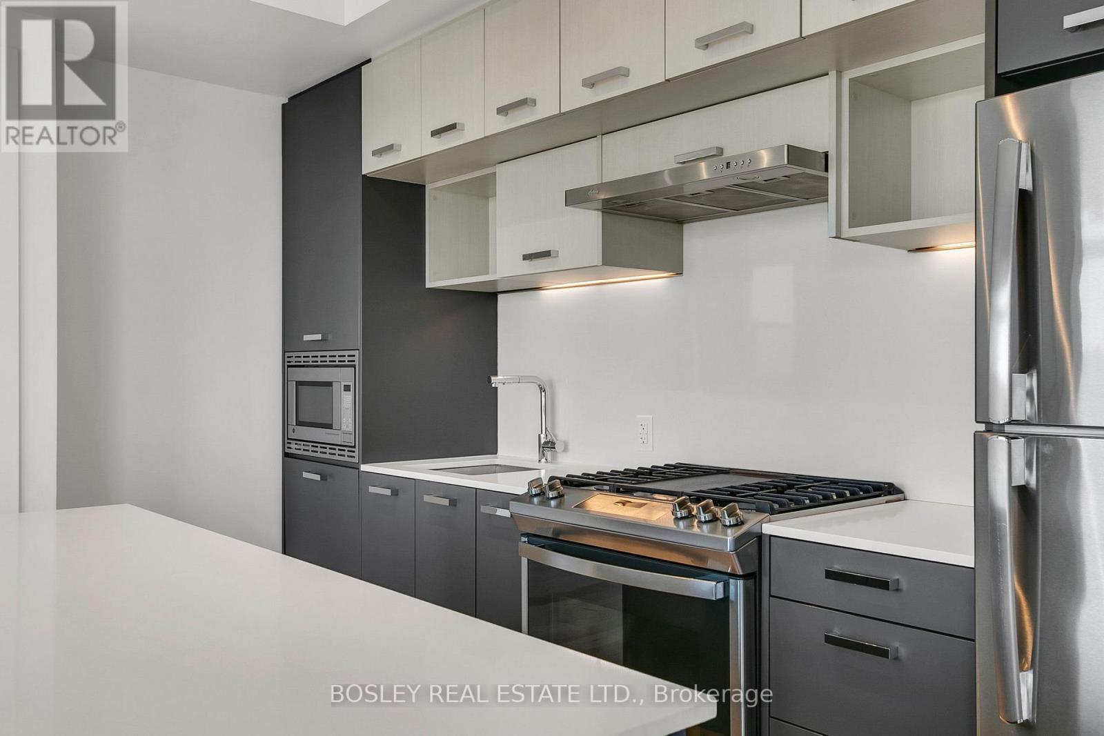 709 - 1331 Queen Street E, Toronto (greenwood-coxwell), Ontario
