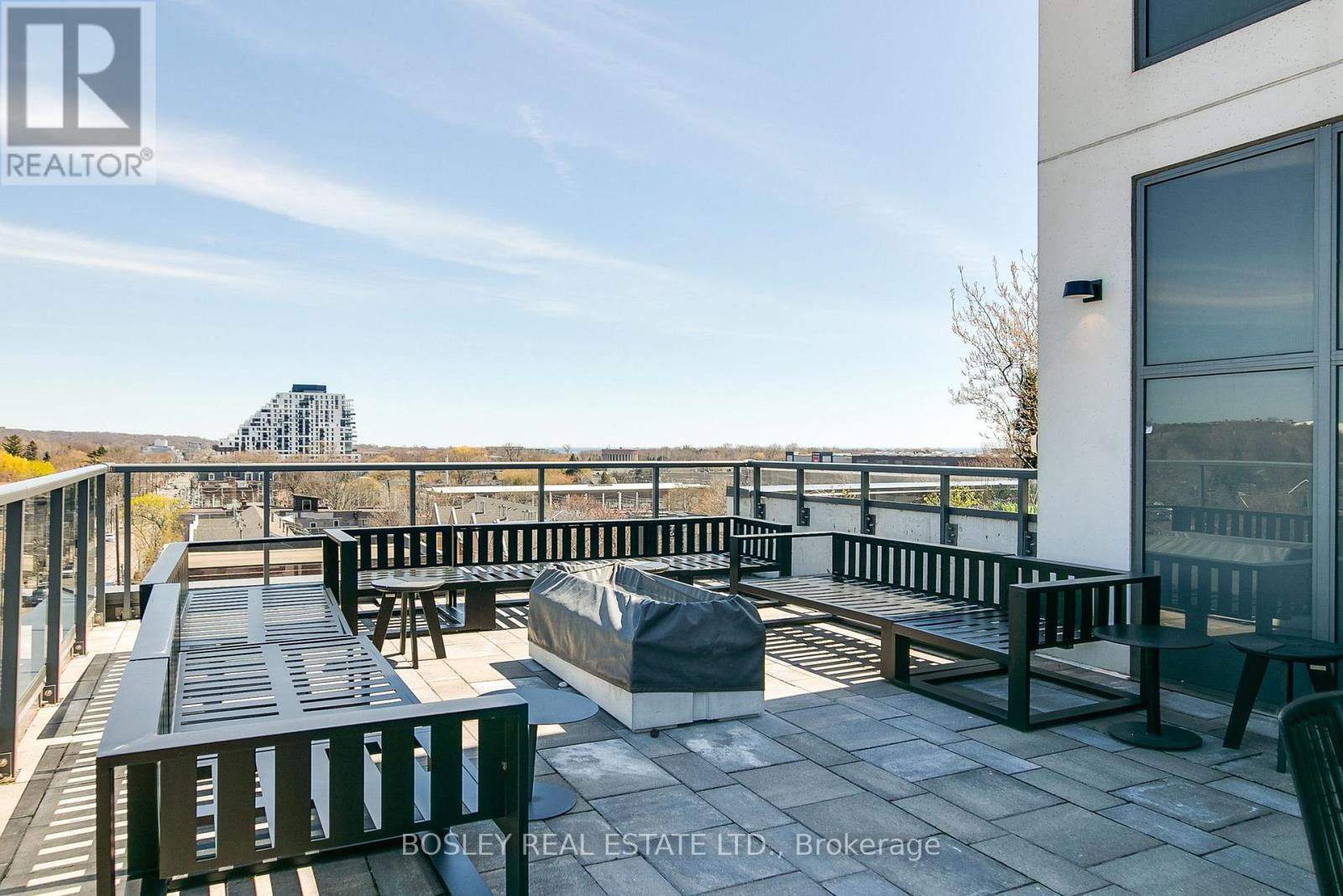 709 - 1331 Queen Street E, Toronto (greenwood-coxwell), Ontario
