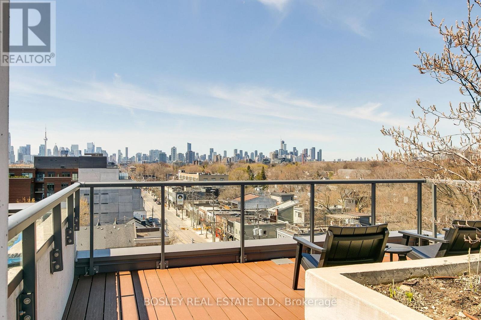 709 - 1331 Queen Street E, Toronto (greenwood-coxwell), Ontario