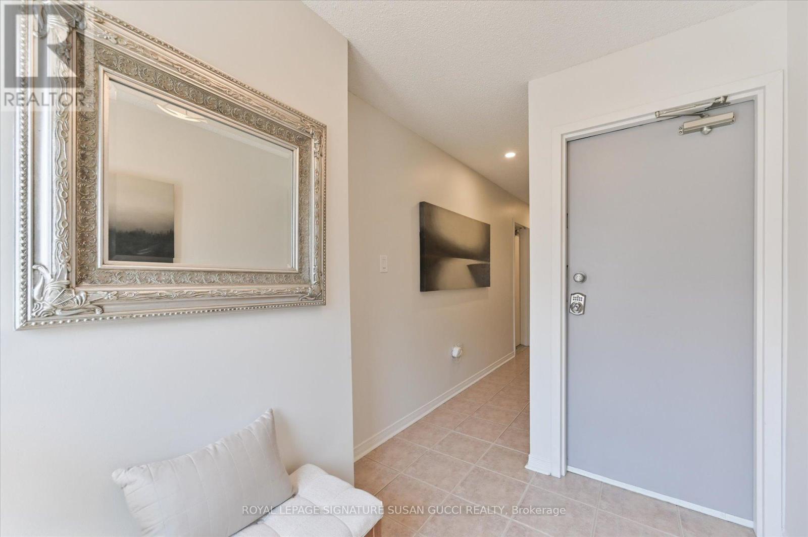 4 Blair Street, Toronto (o'connor-parkview), Ontario