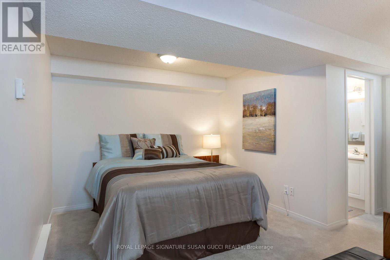 4 Blair Street, Toronto (o'connor-parkview), Ontario
