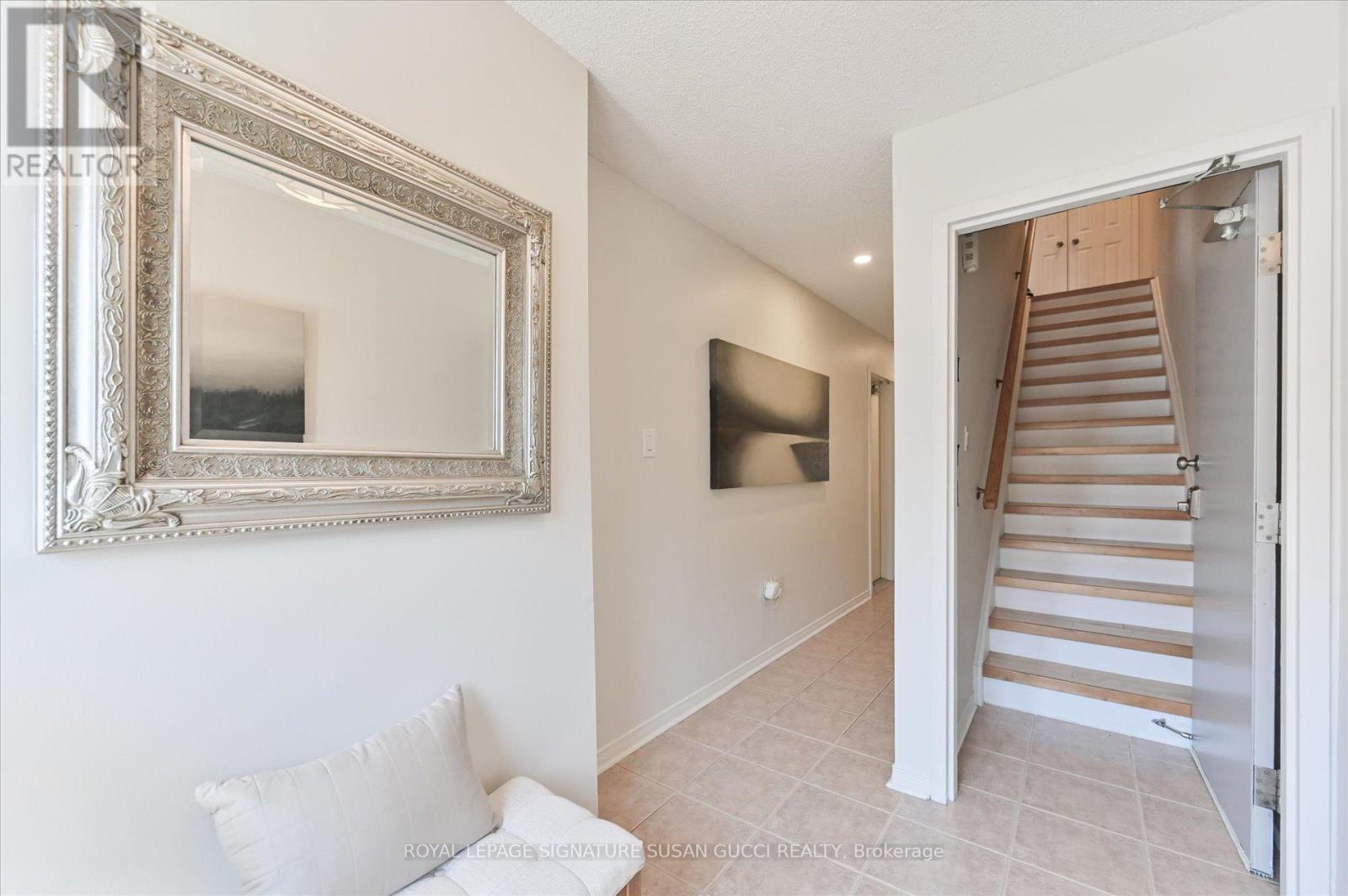 4 Blair Street, Toronto (o'connor-parkview), Ontario