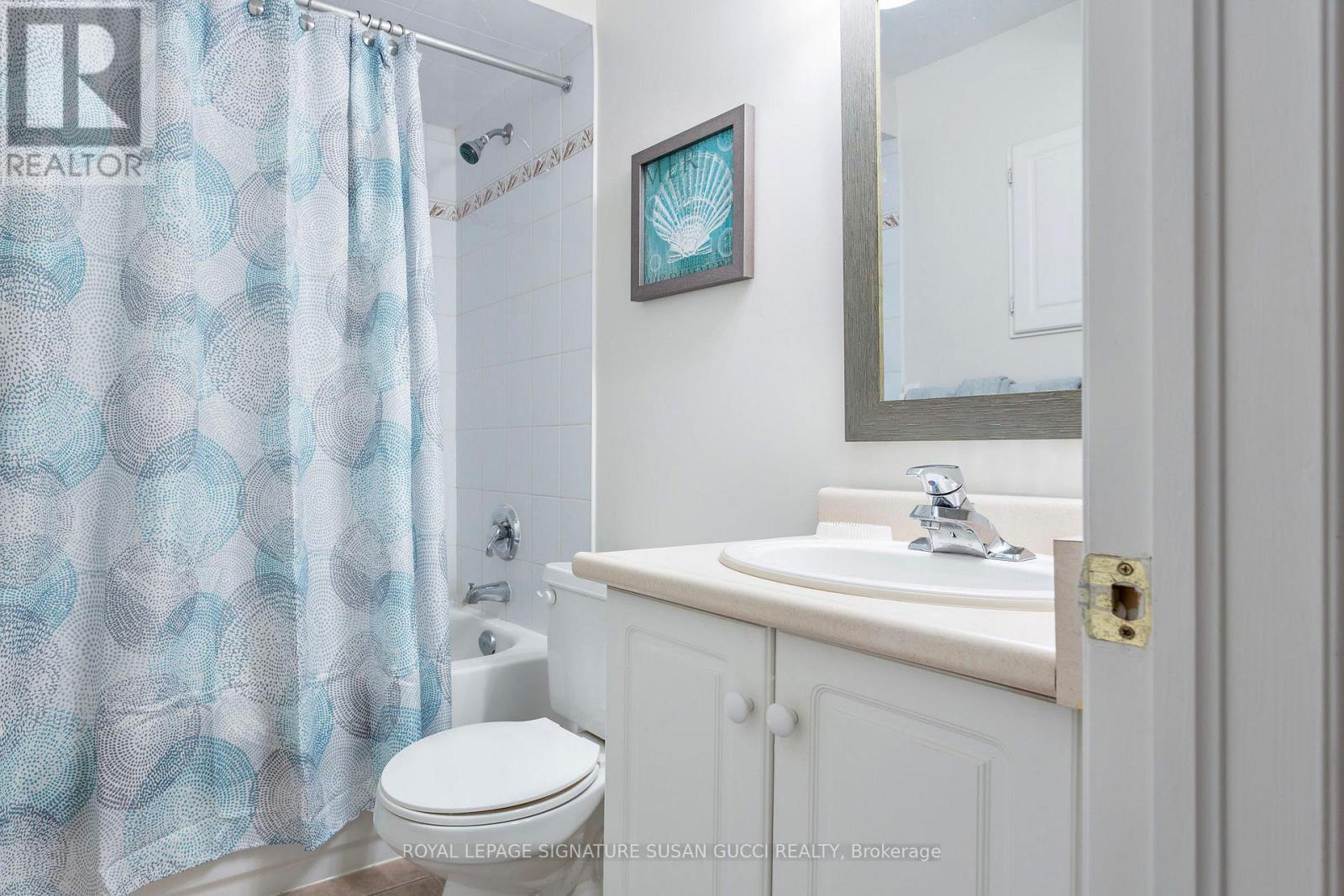 4 Blair Street, Toronto (o'connor-parkview), Ontario