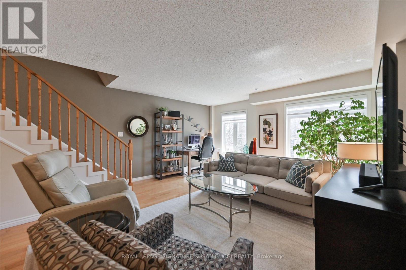 4 Blair Street, Toronto (o'connor-parkview), Ontario