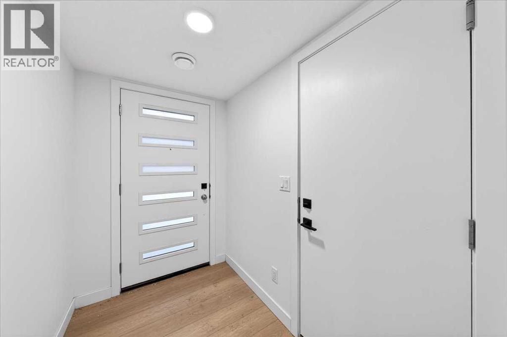 303, 437 Alpine Avenue Sw, Calgary, Alberta