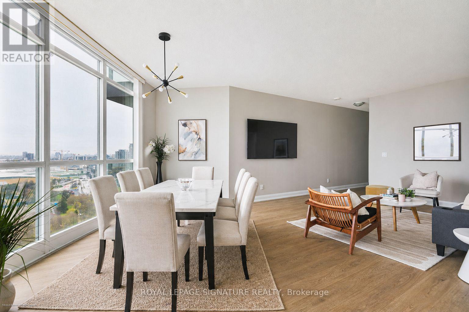 2104 - 215 Fort York Boulevard, Toronto (niagara), Ontario