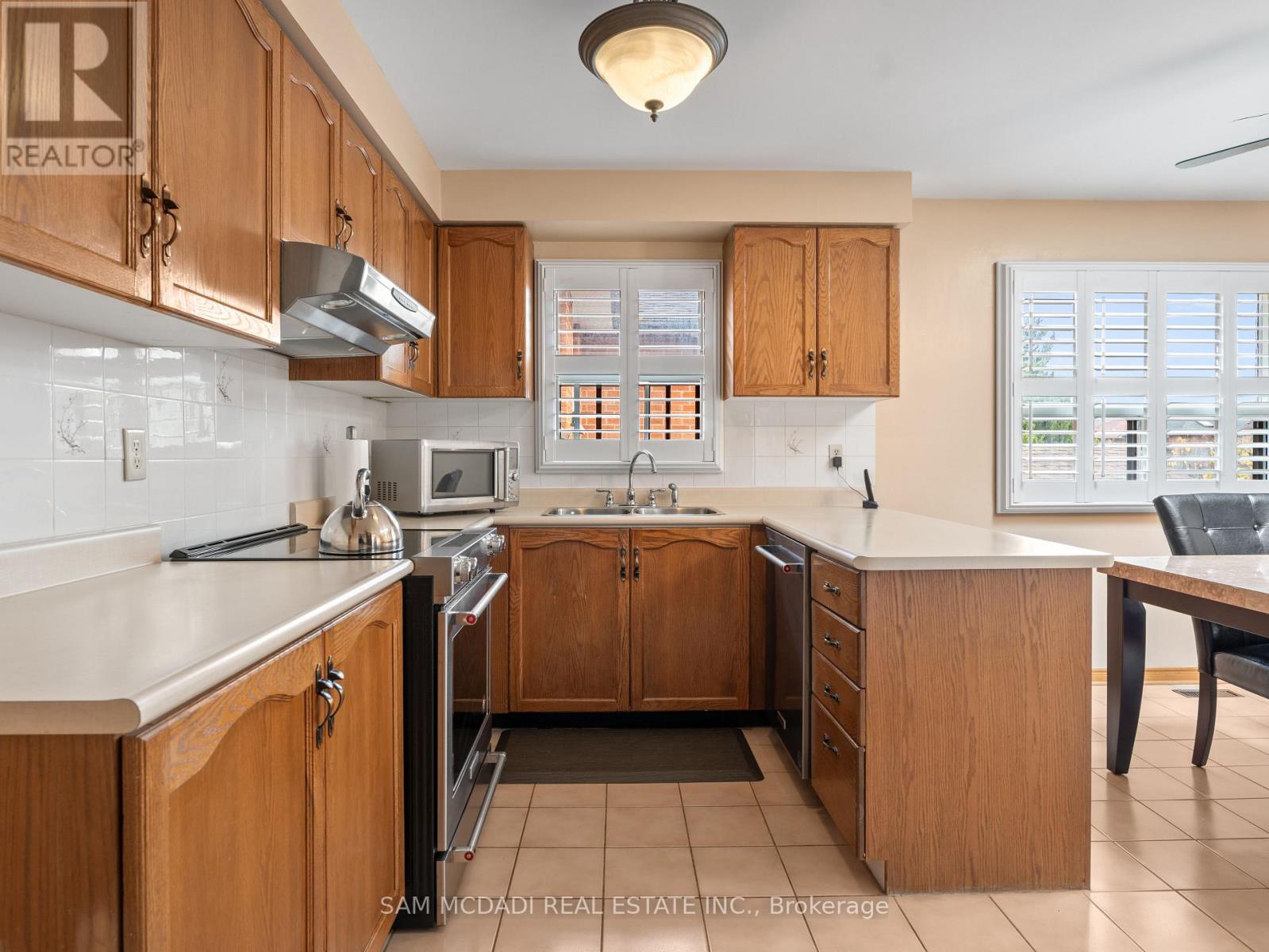 5472 Bourget Drive, Mississauga (hurontario), Ontario