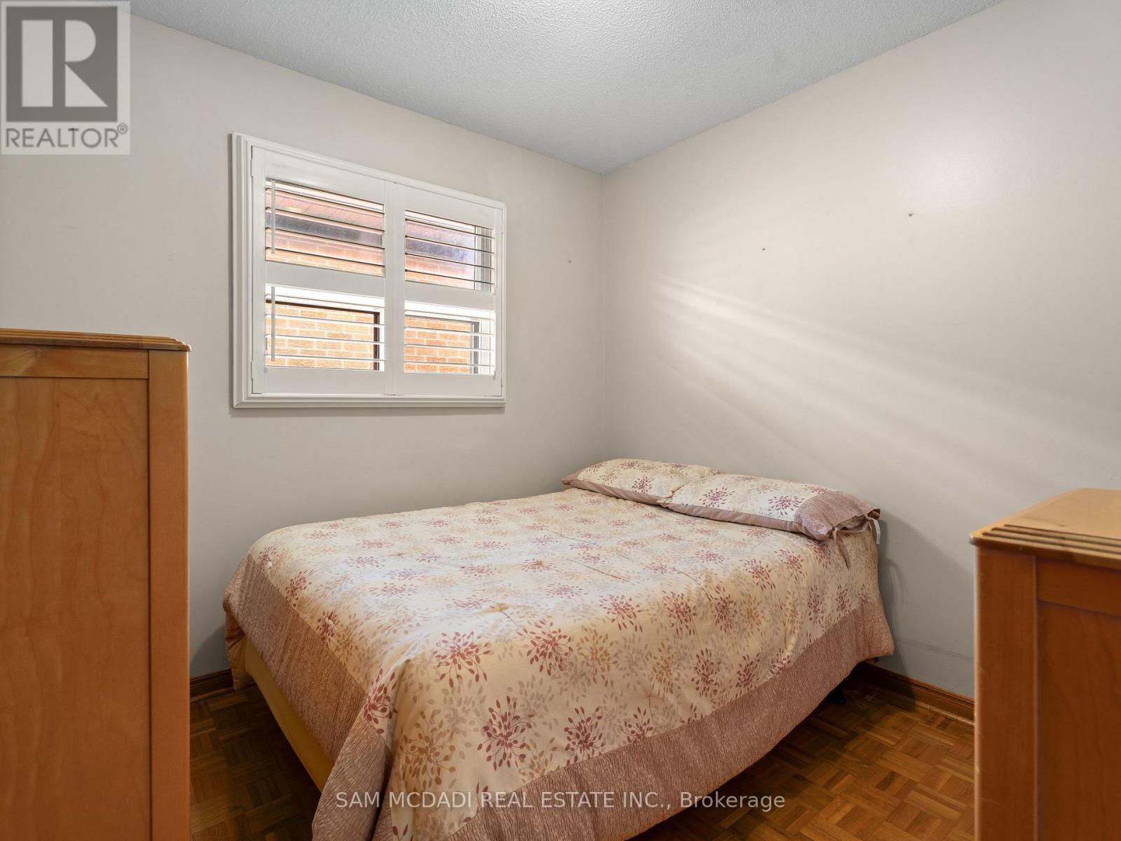 5472 Bourget Drive, Mississauga (hurontario), Ontario