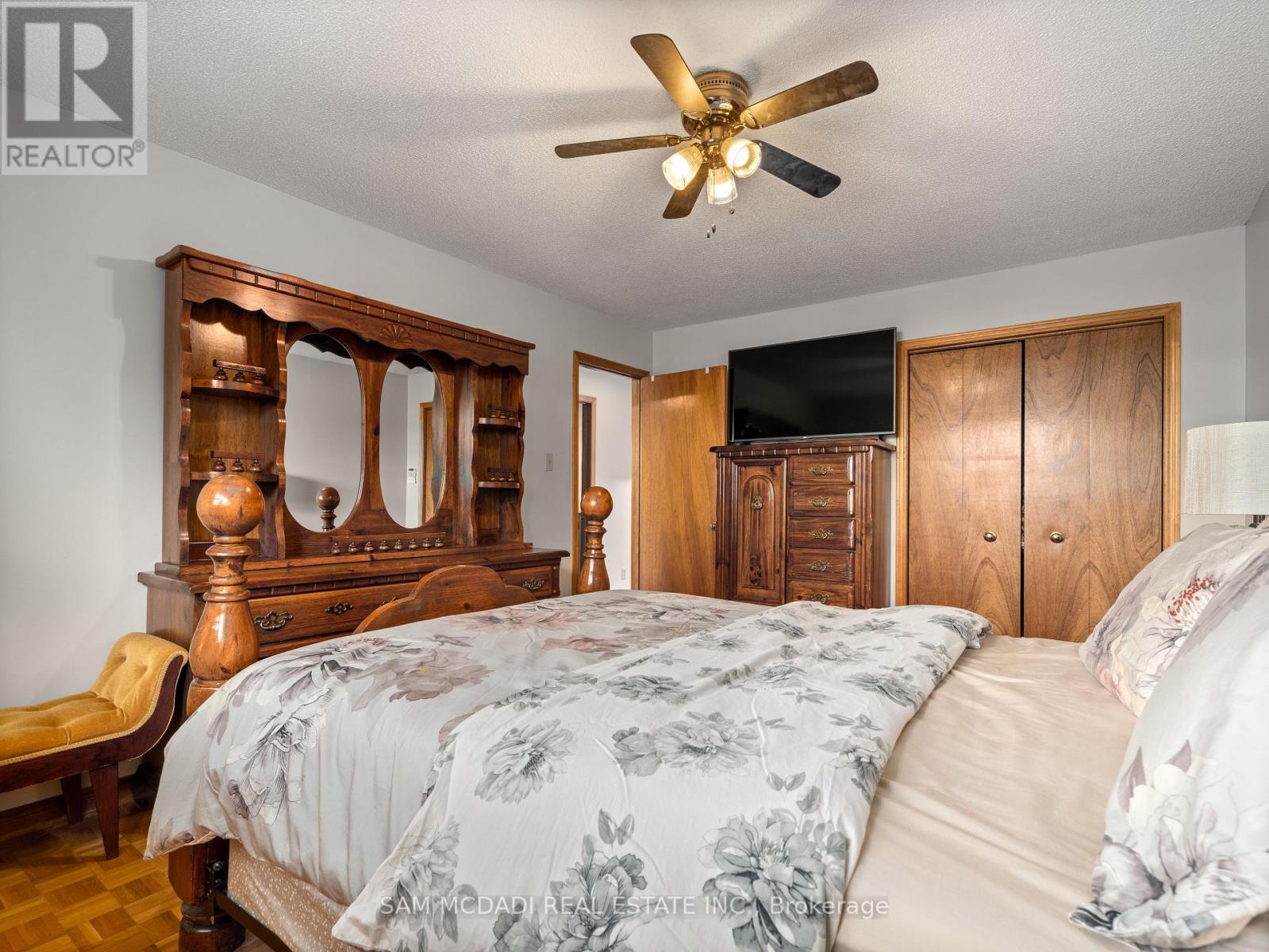 5472 Bourget Drive, Mississauga (hurontario), Ontario