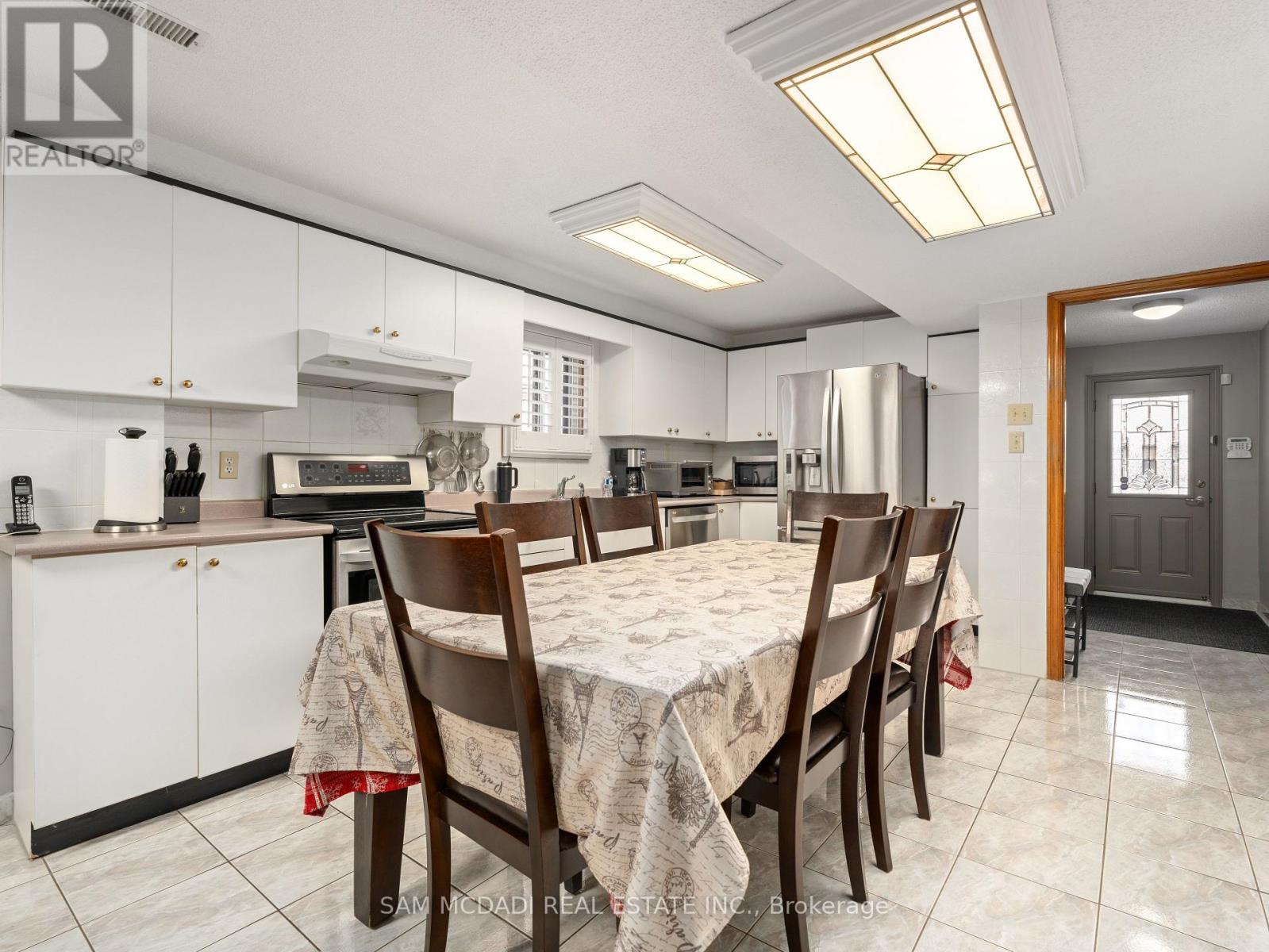 5472 Bourget Drive, Mississauga (hurontario), Ontario