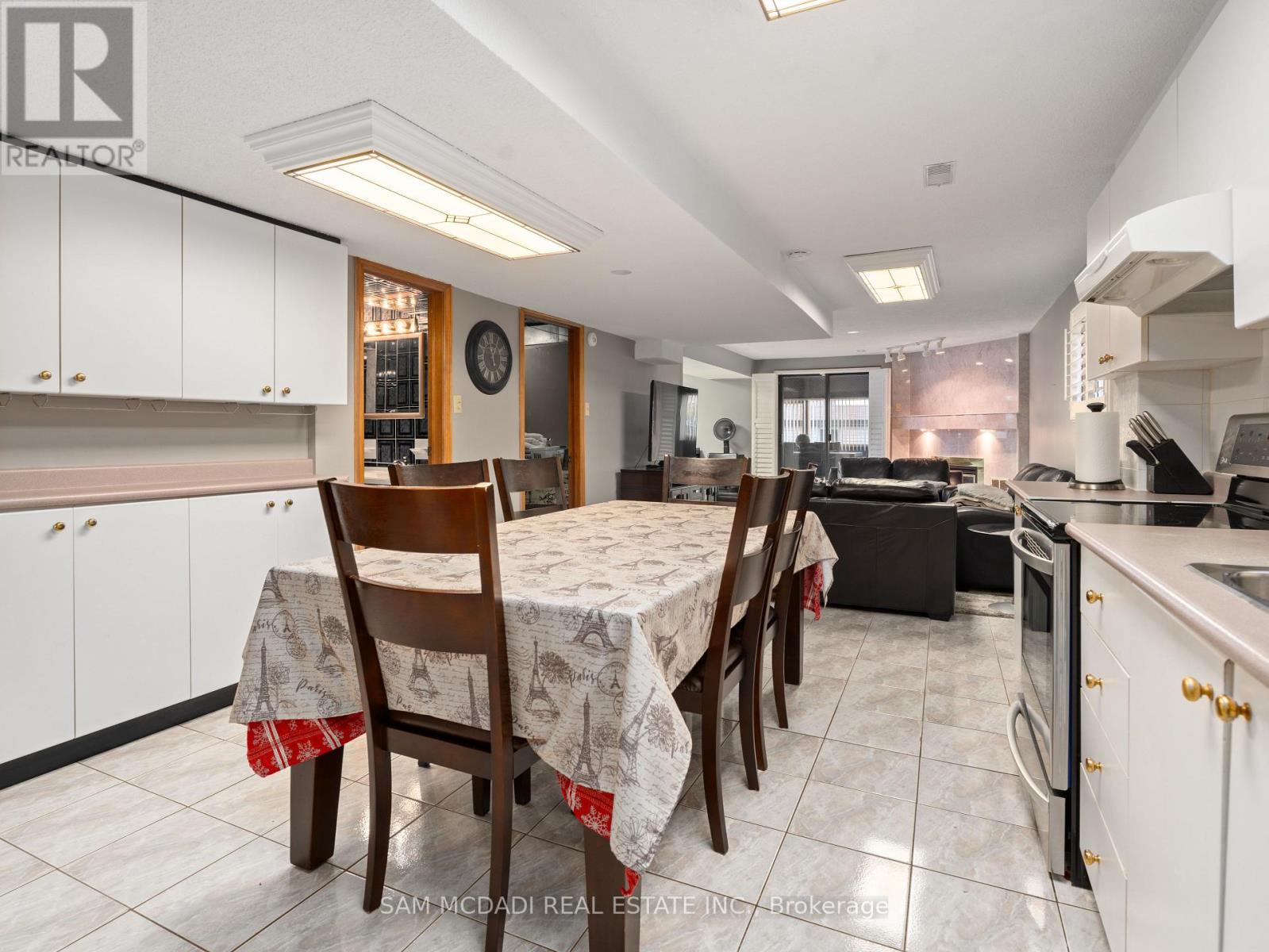 5472 Bourget Drive, Mississauga (hurontario), Ontario