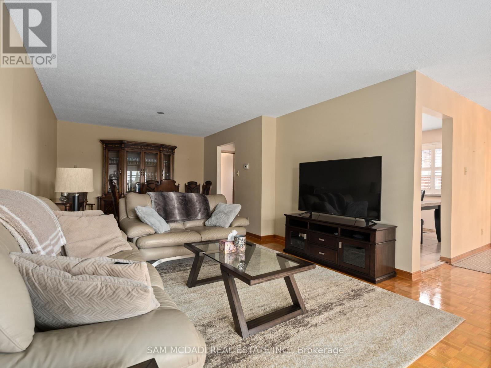 5472 Bourget Drive, Mississauga (hurontario), Ontario