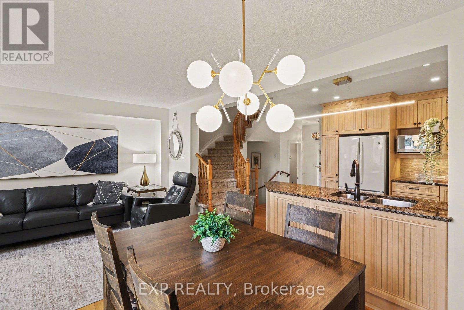 4303 Sunwood Crescent, Ottawa, Ontario