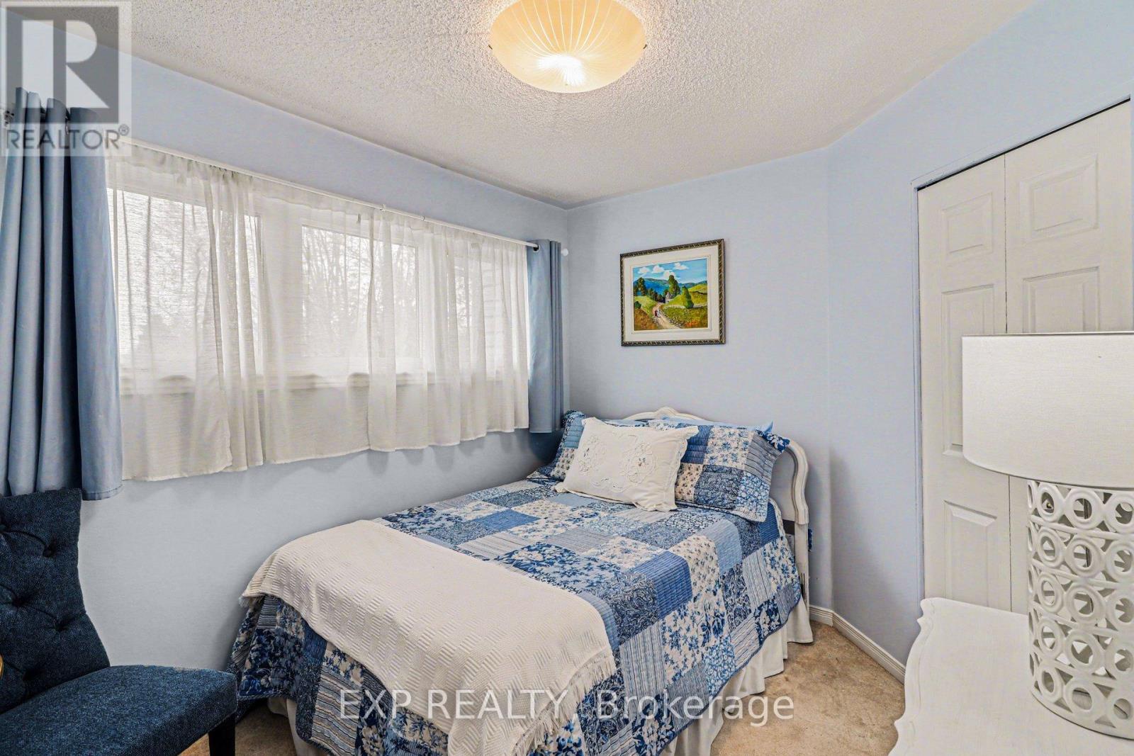 4303 Sunwood Crescent, Ottawa, Ontario