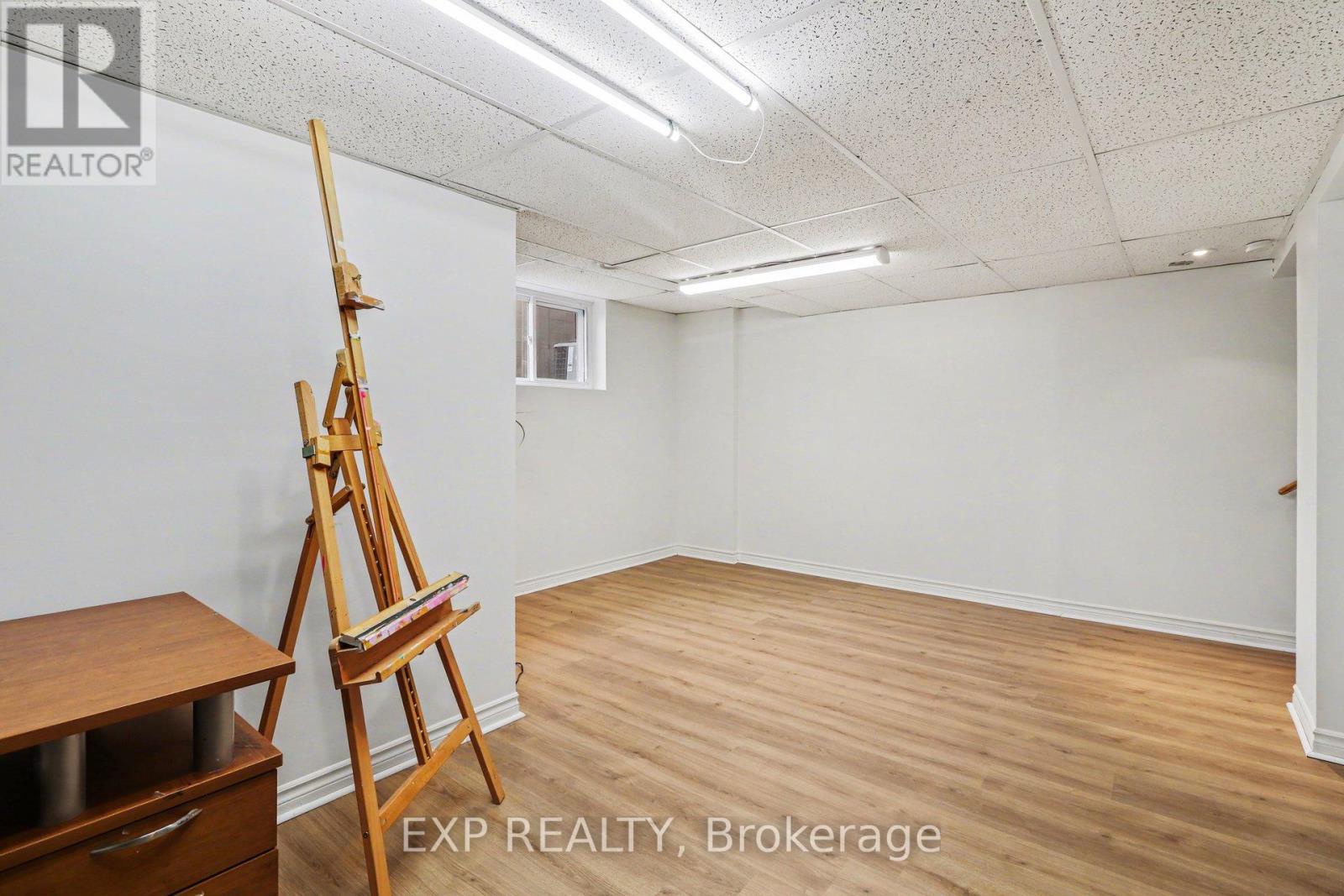 4303 Sunwood Crescent, Ottawa, Ontario