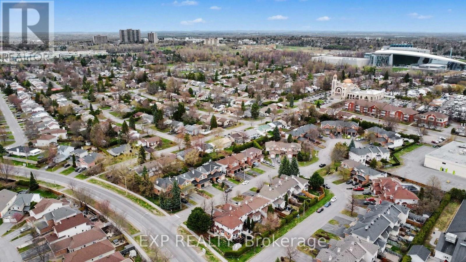 4303 Sunwood Crescent, Ottawa, Ontario