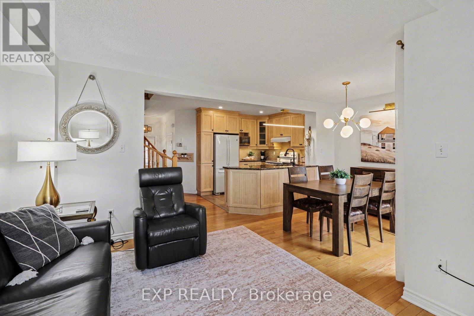 4303 Sunwood Crescent, Ottawa, Ontario