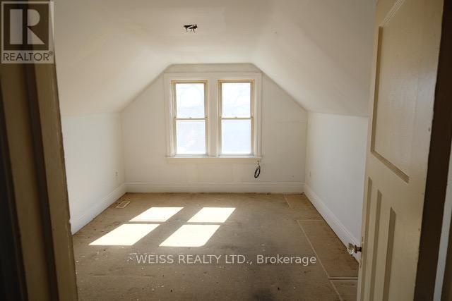 329 Talbot Street, Hamilton (mcquesten), Ontario