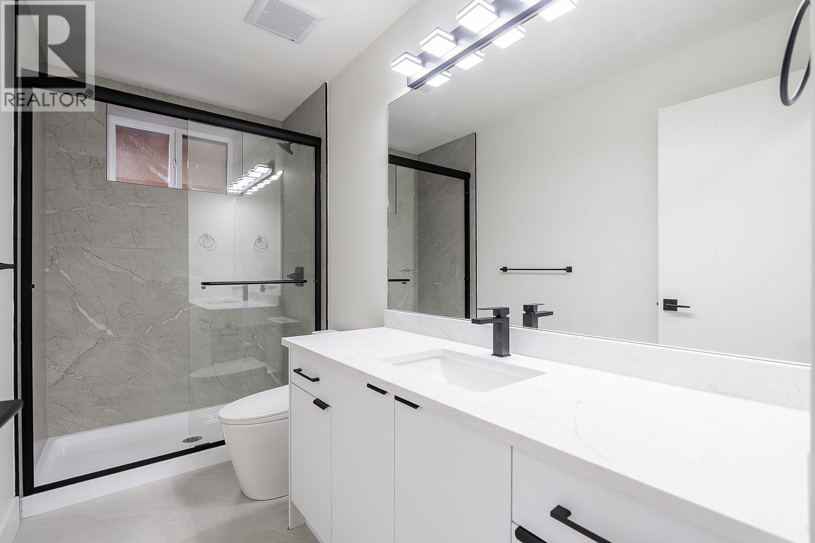 1 5953 Winch Street, Burnaby, British Columbia