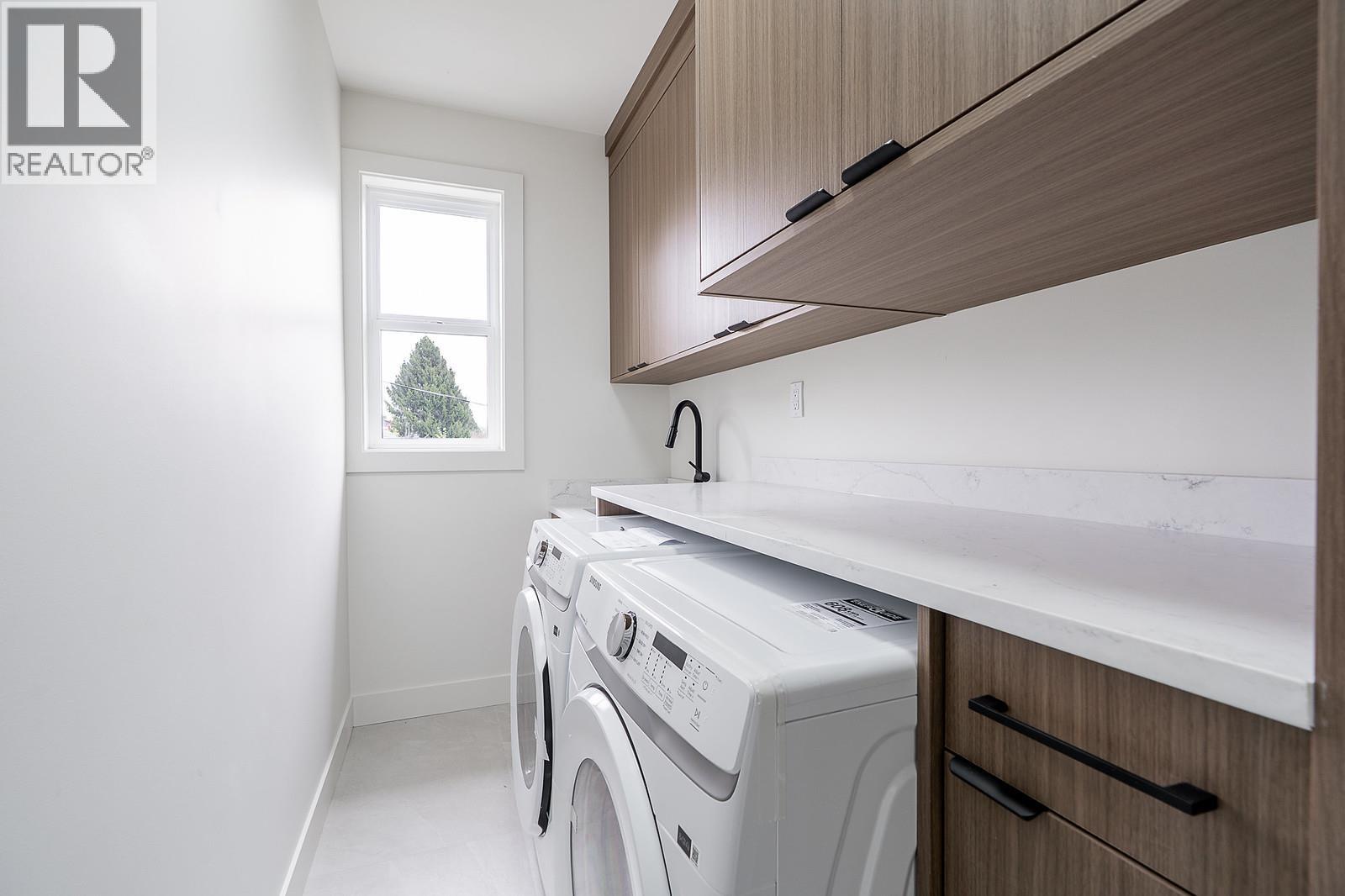 1 5953 Winch Street, Burnaby, British Columbia