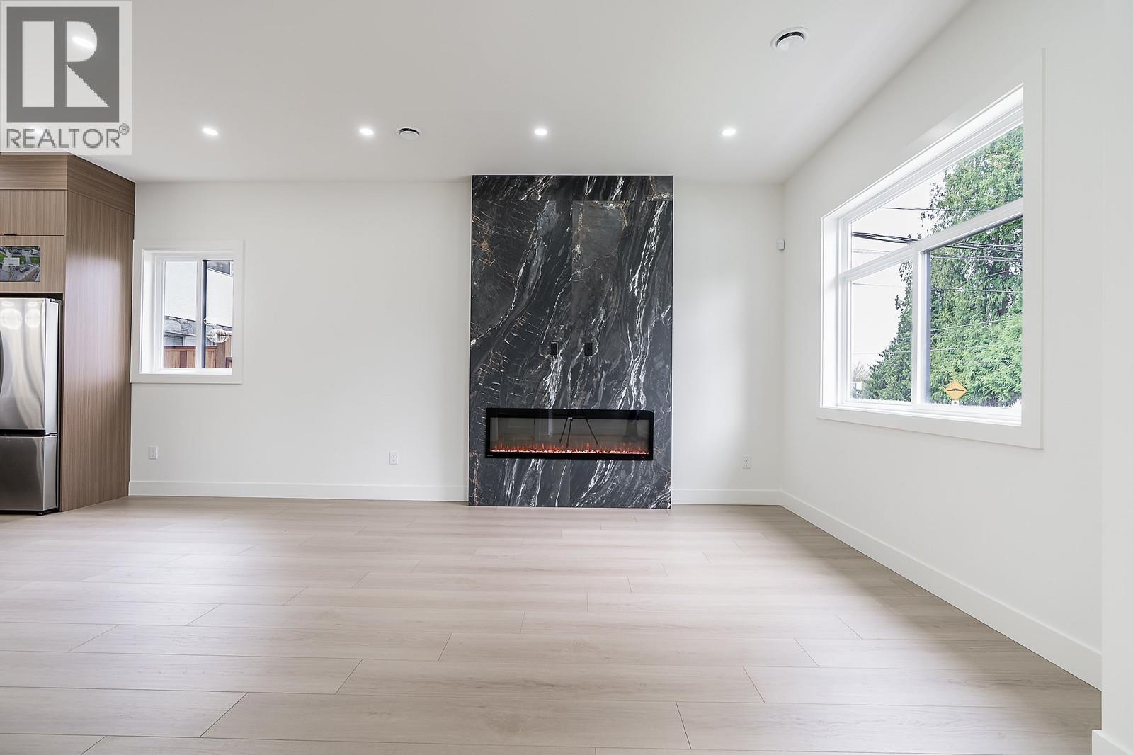 1 5953 Winch Street, Burnaby, British Columbia