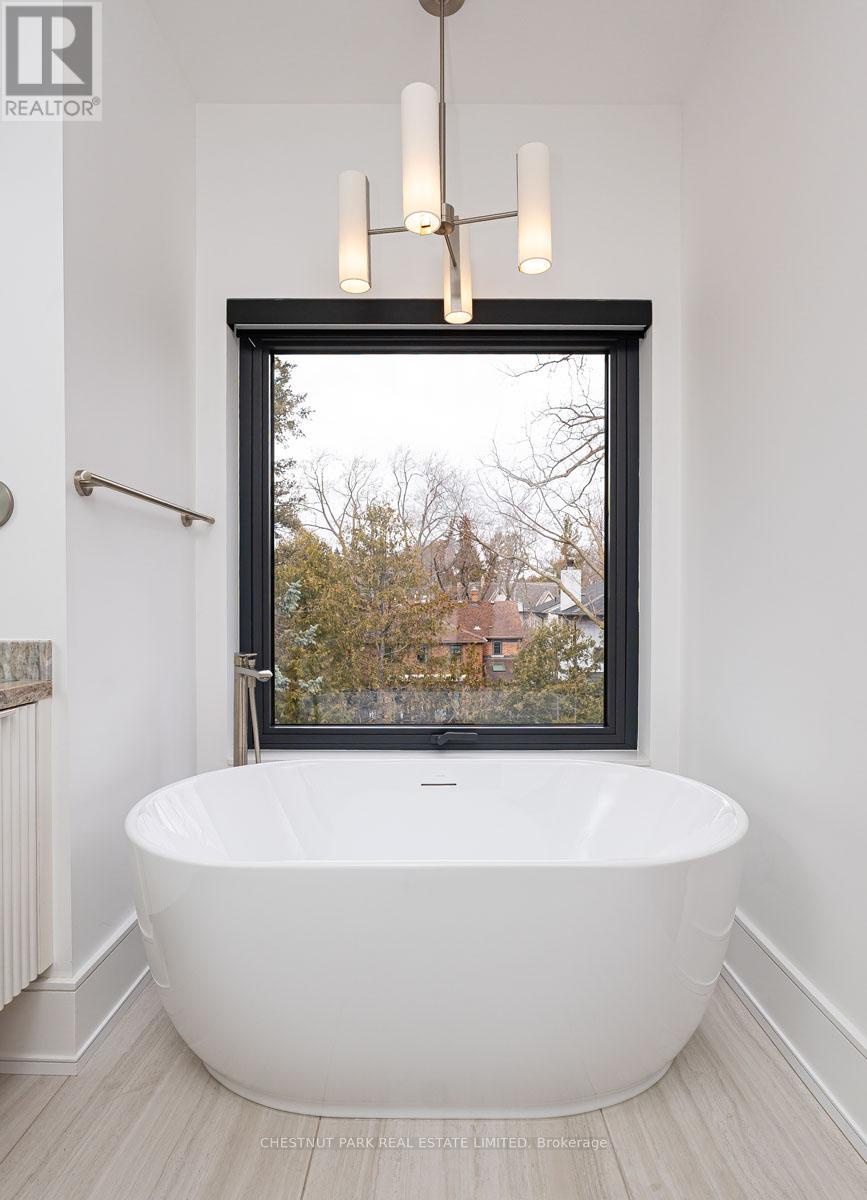 232 Snowdon Avenue, Toronto (lawrence Park North), Ontario