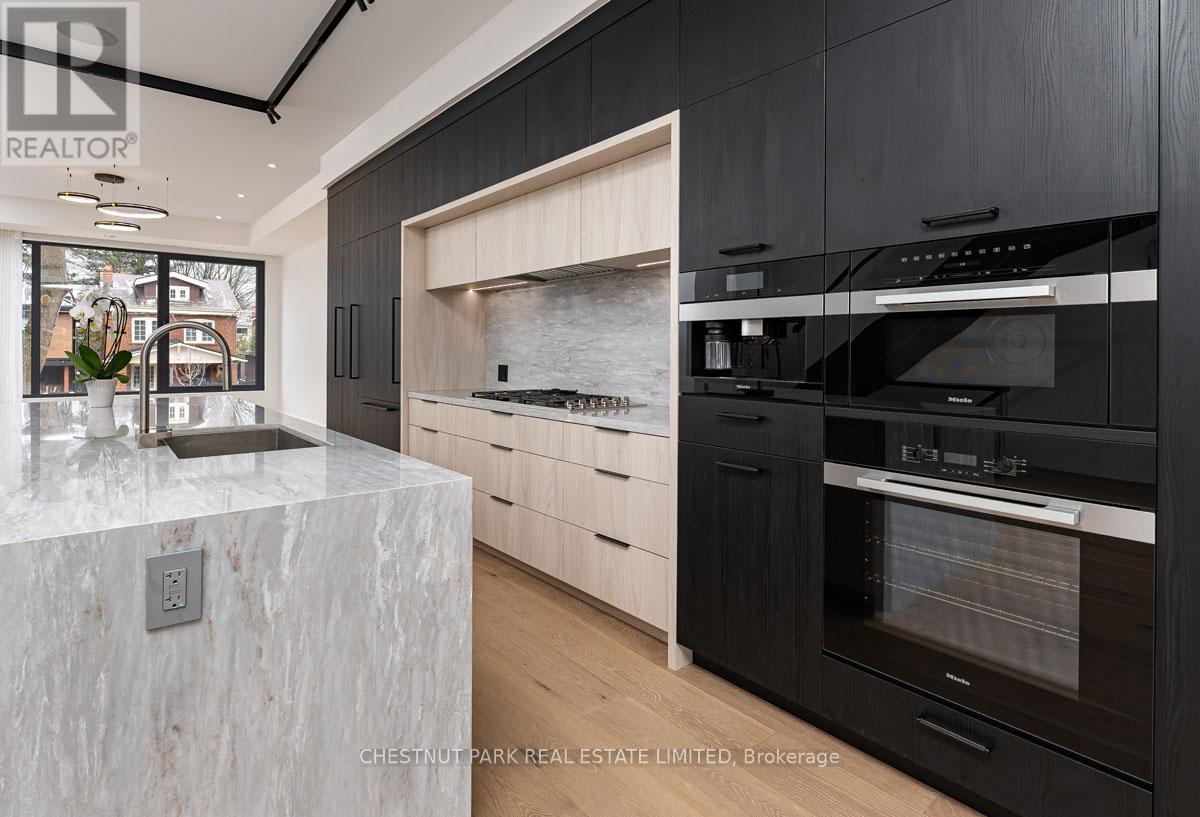 232 Snowdon Avenue, Toronto (lawrence Park North), Ontario