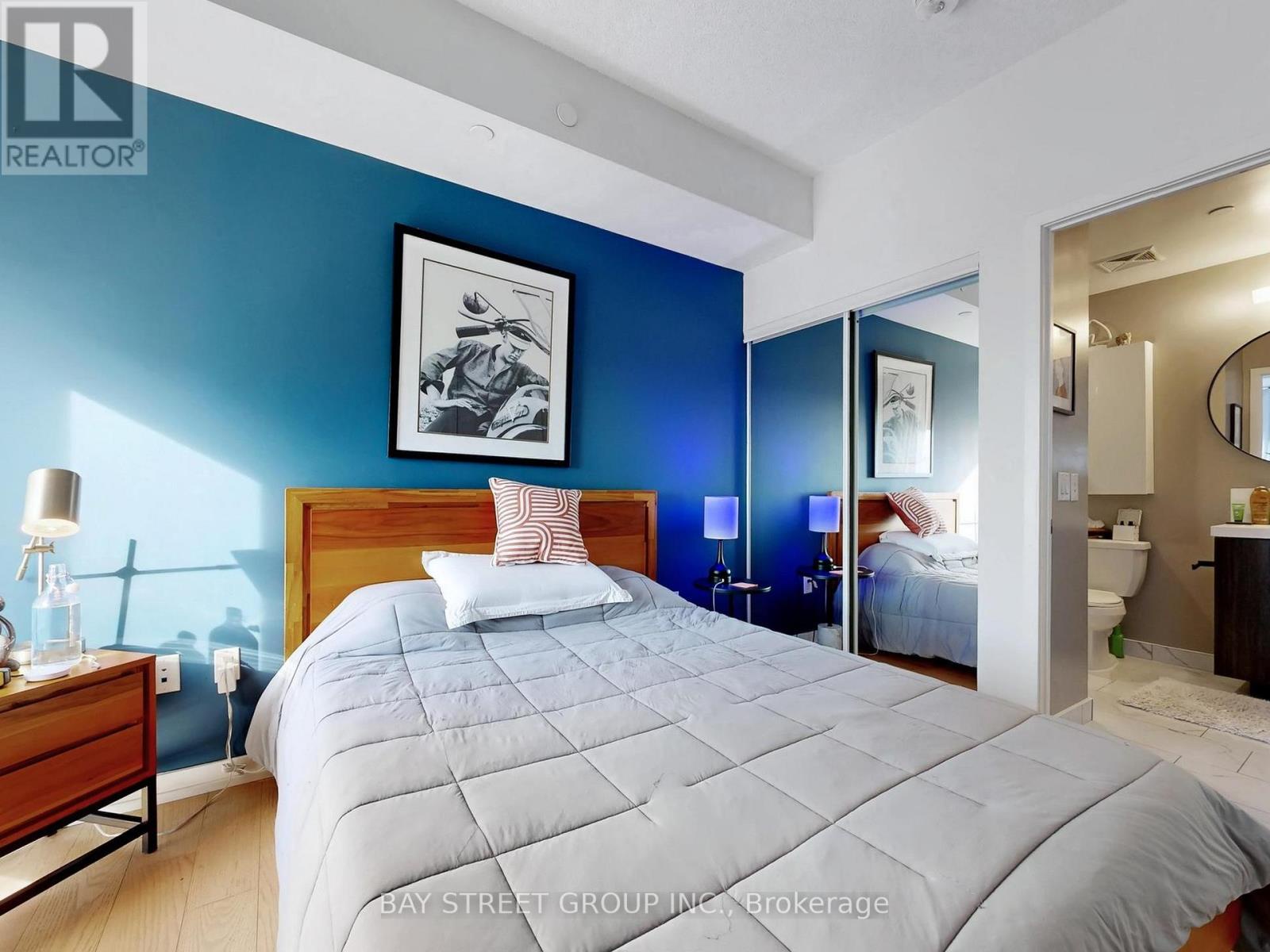 2403 - 225 Sumach Street, Toronto (regent Park), Ontario