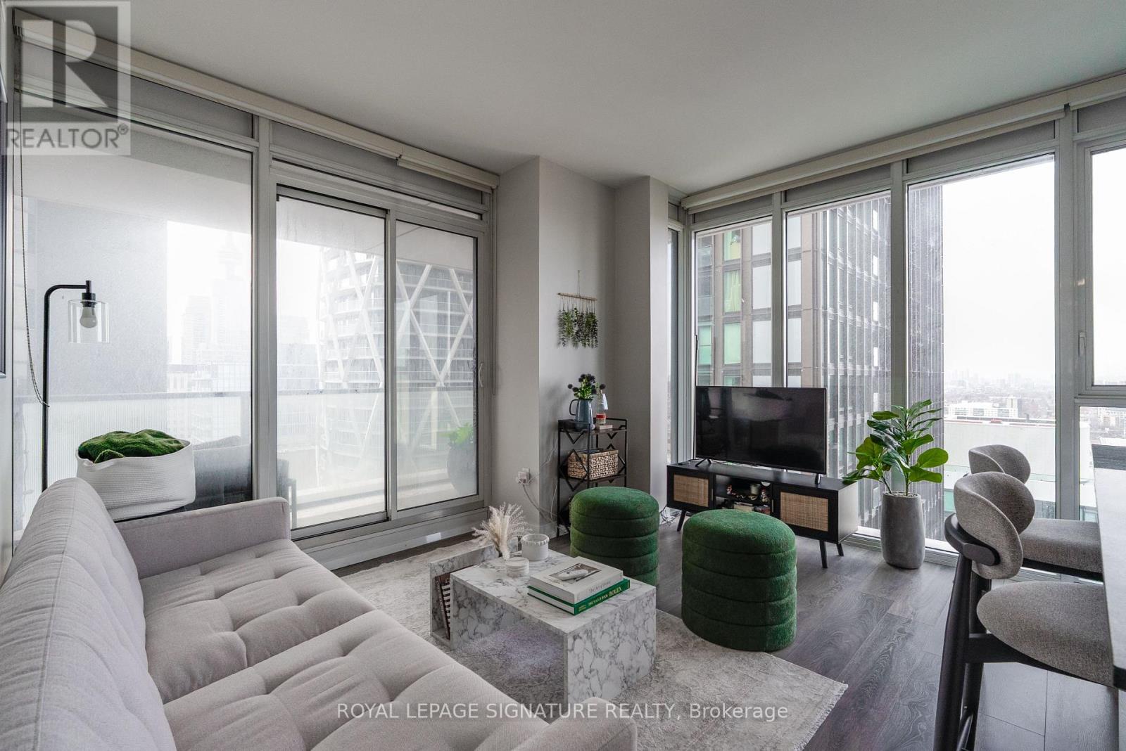2503 - 426 University Avenue, Toronto (university), Ontario