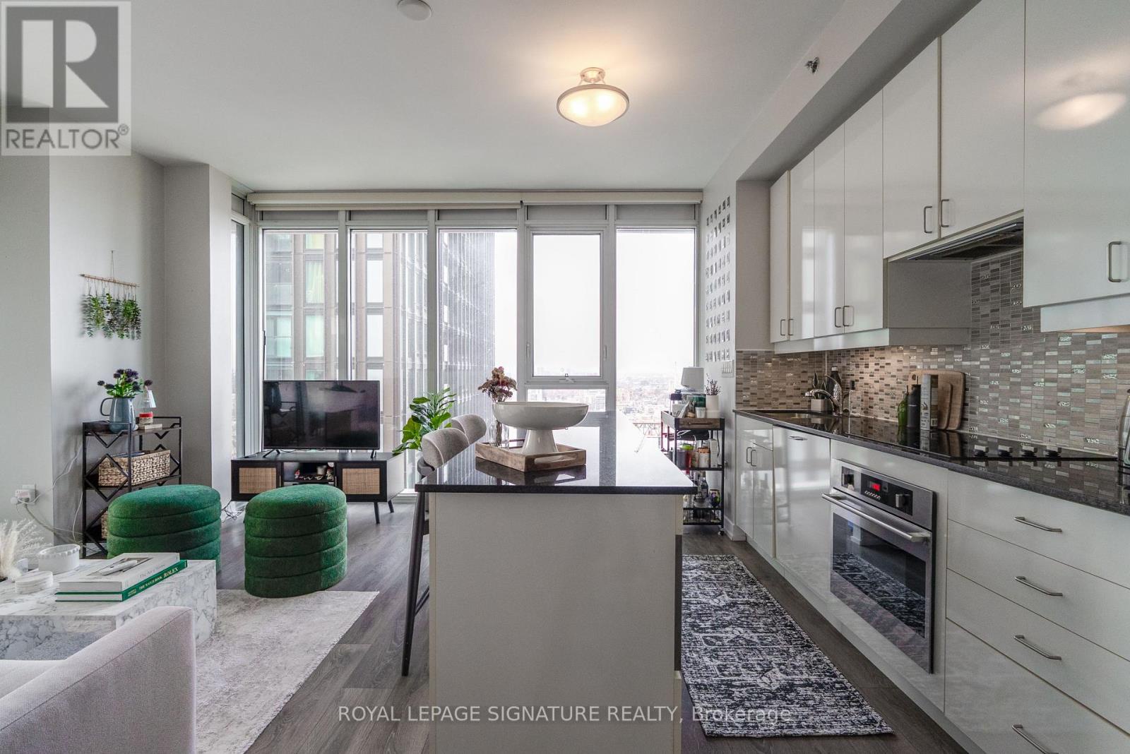 2503 - 426 University Avenue, Toronto (university), Ontario