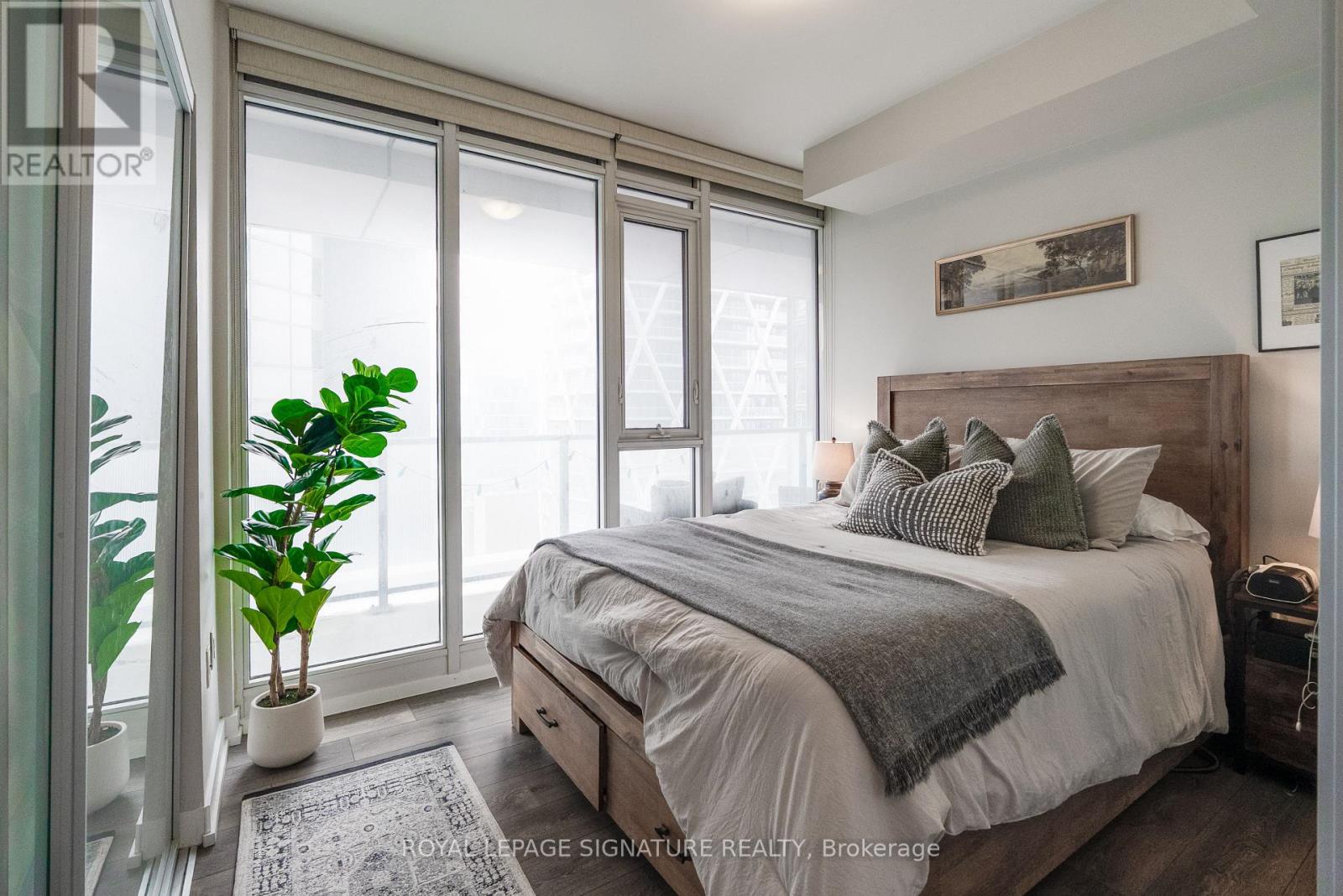 2503 - 426 University Avenue, Toronto (university), Ontario