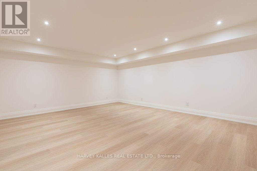 32 Evergreen Gardens, Toronto (leaside), Ontario