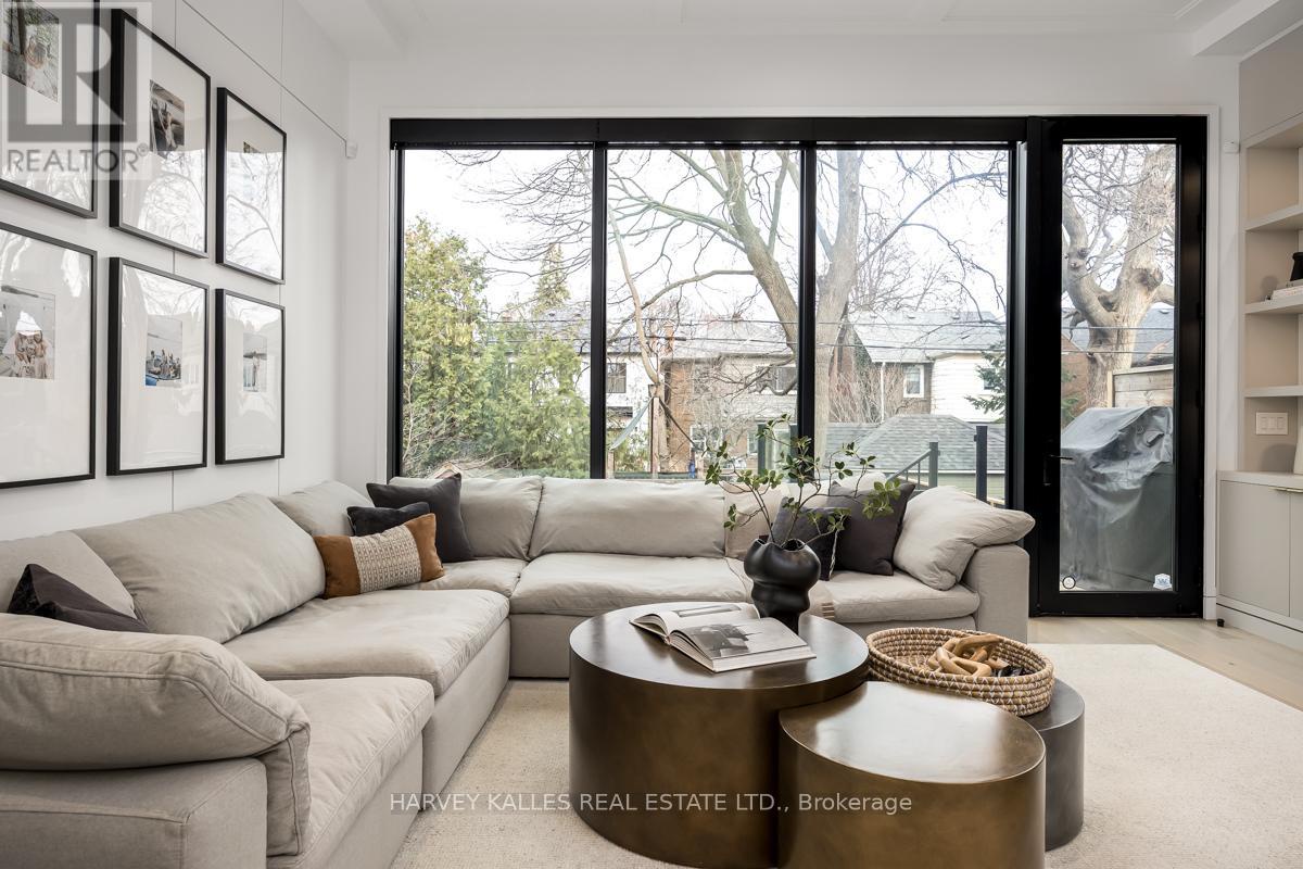 53 Castlewood Road, Toronto (lawrence Park South), Ontario