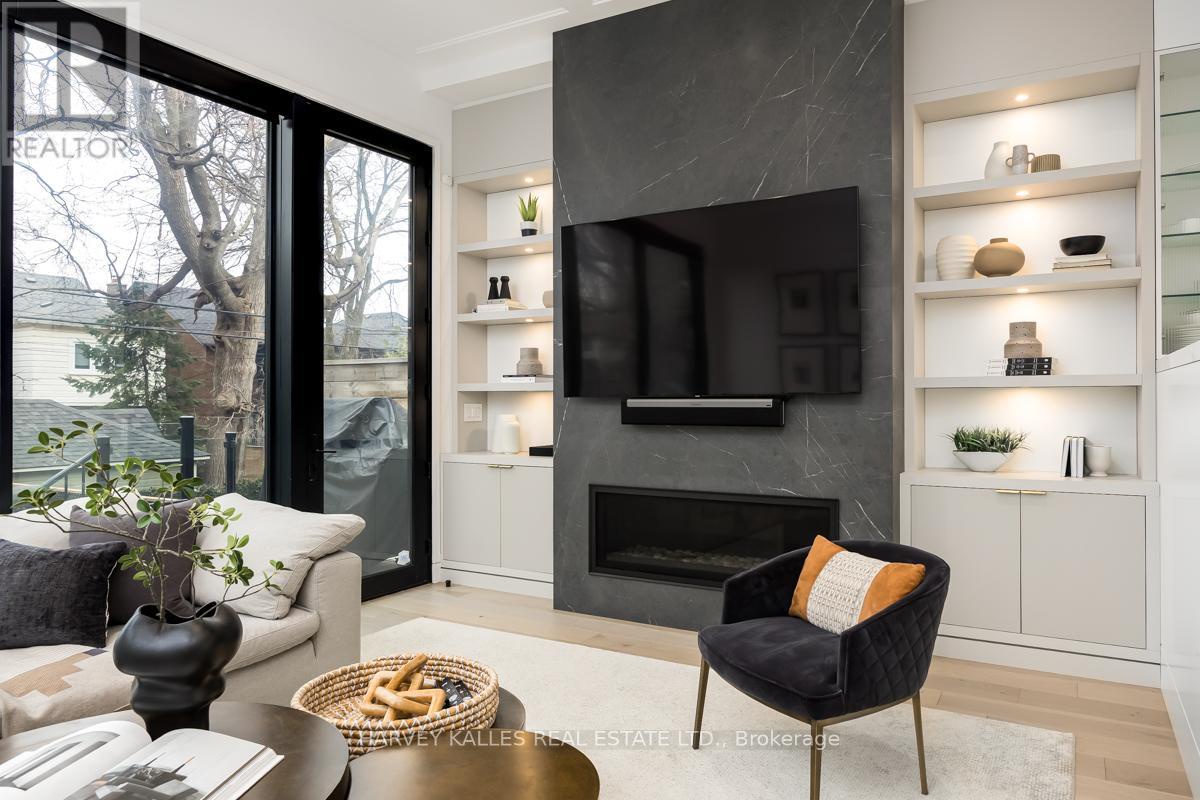 53 Castlewood Road, Toronto (lawrence Park South), Ontario