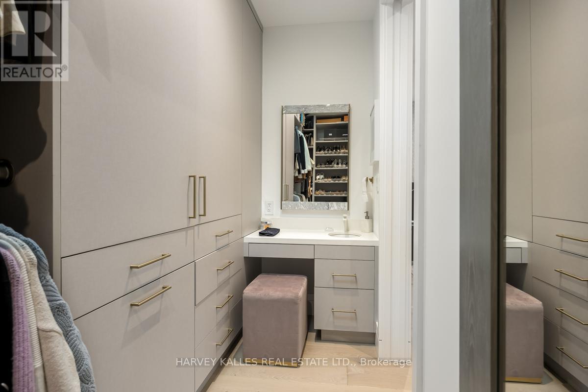 53 Castlewood Road, Toronto (lawrence Park South), Ontario