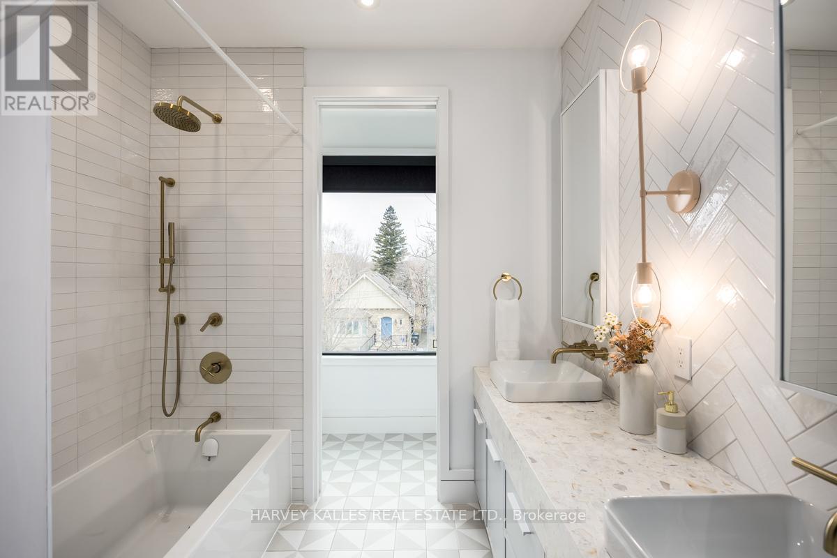 53 Castlewood Road, Toronto (lawrence Park South), Ontario
