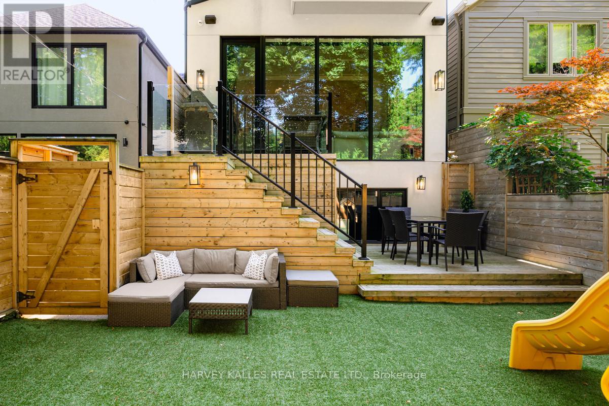 53 Castlewood Road, Toronto (lawrence Park South), Ontario