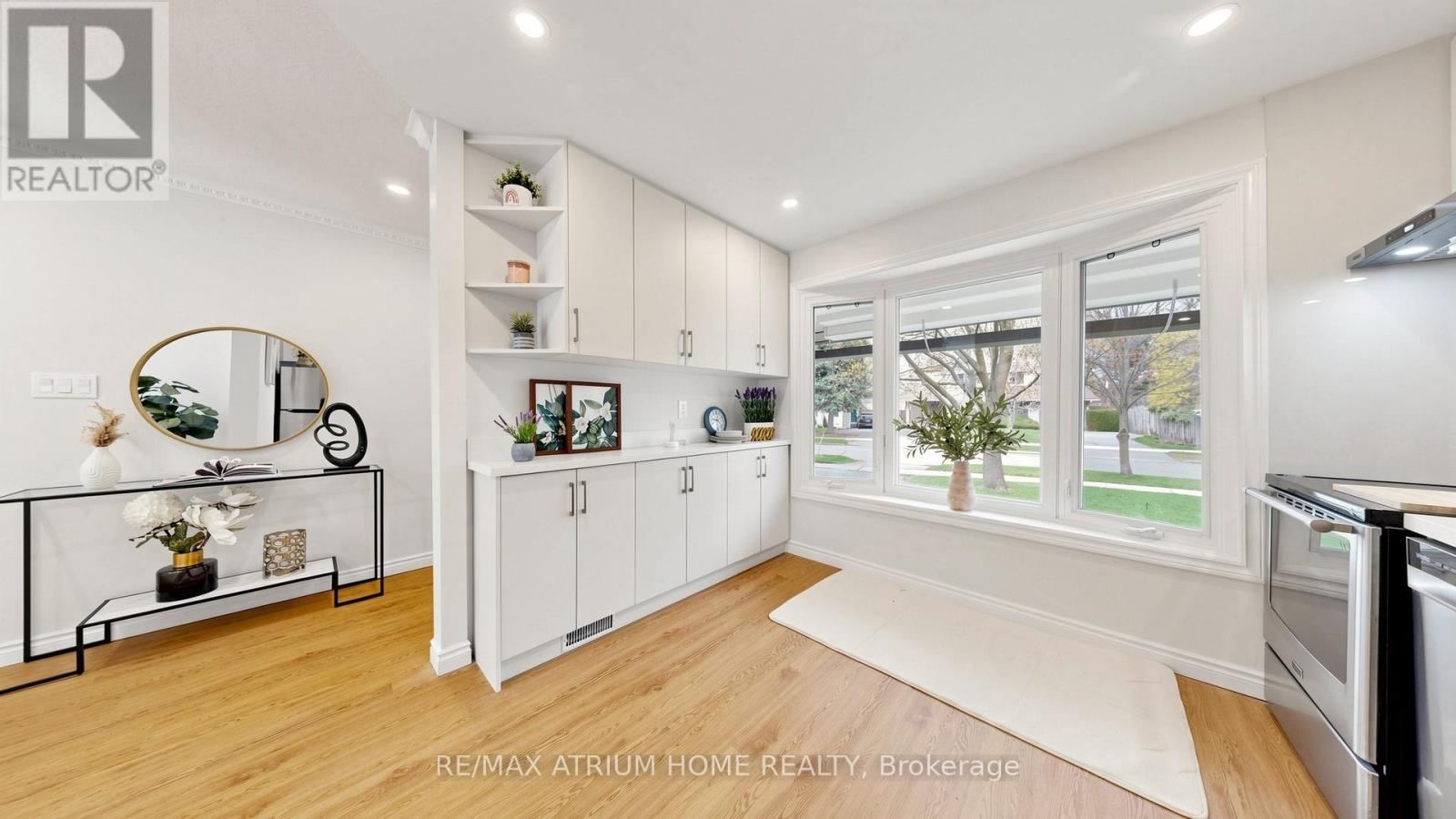 13 Applegate Crescent, Toronto (hillcrest Village), Ontario