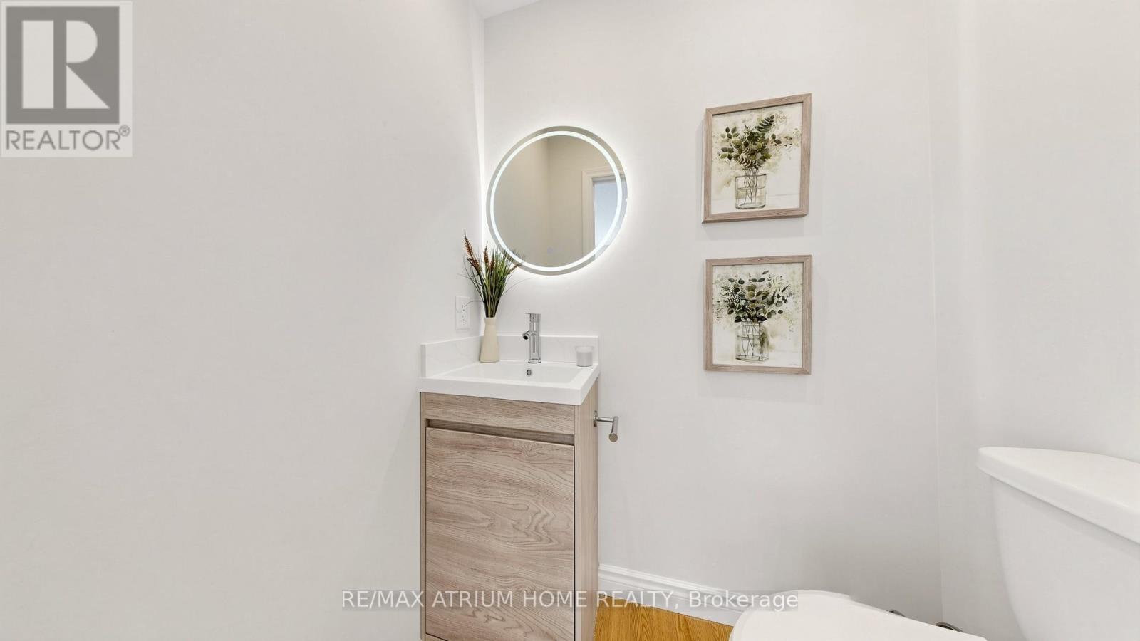 13 Applegate Crescent, Toronto (hillcrest Village), Ontario